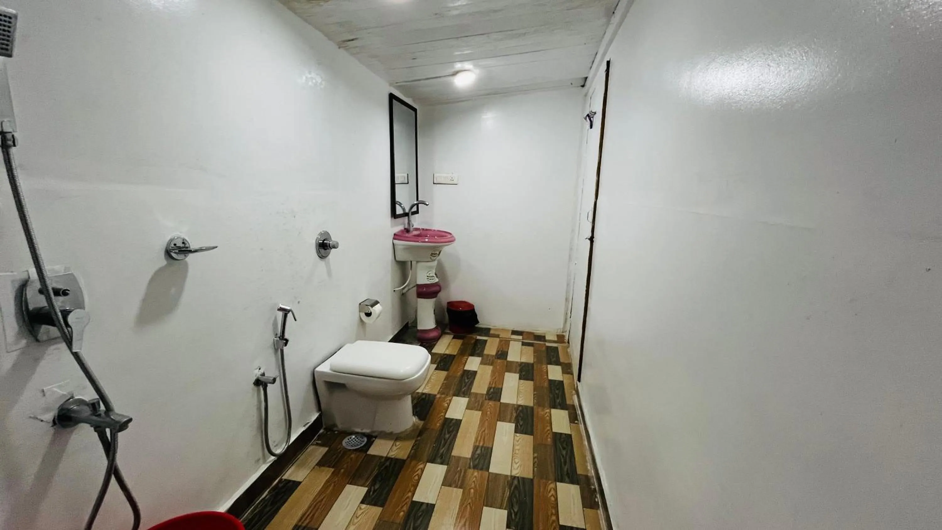 Palolem Luxuries Beach Cottages