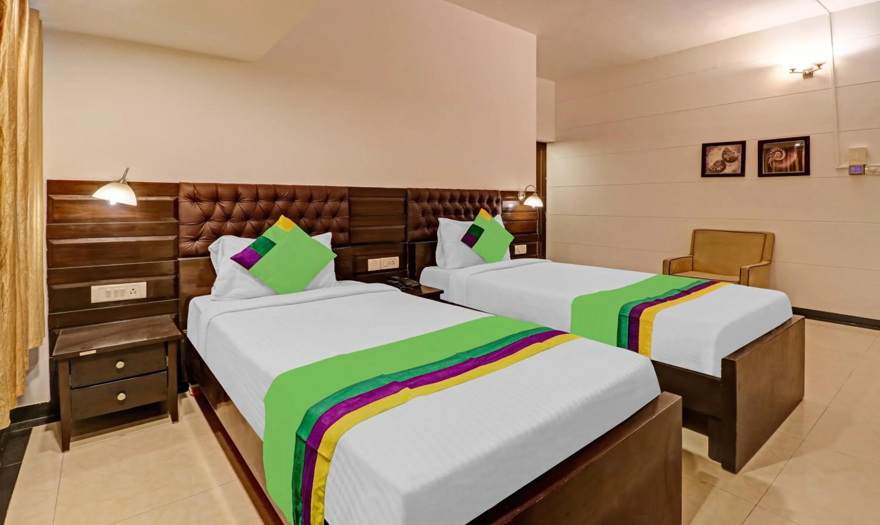 Bedroom, Bed in Treebo White Inn Koramangala