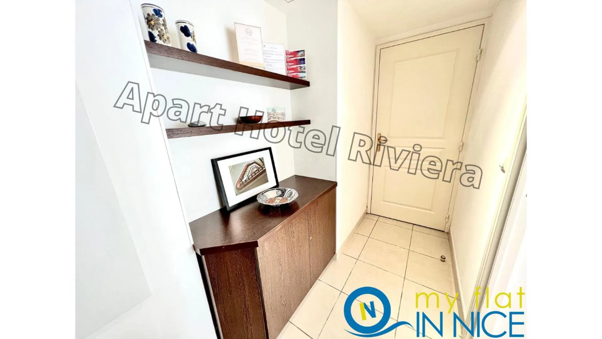 Lobby or reception in ApartHotel Riviera - Nice Côte d'Azur - Grimaldi AC - Promenade des Anglais