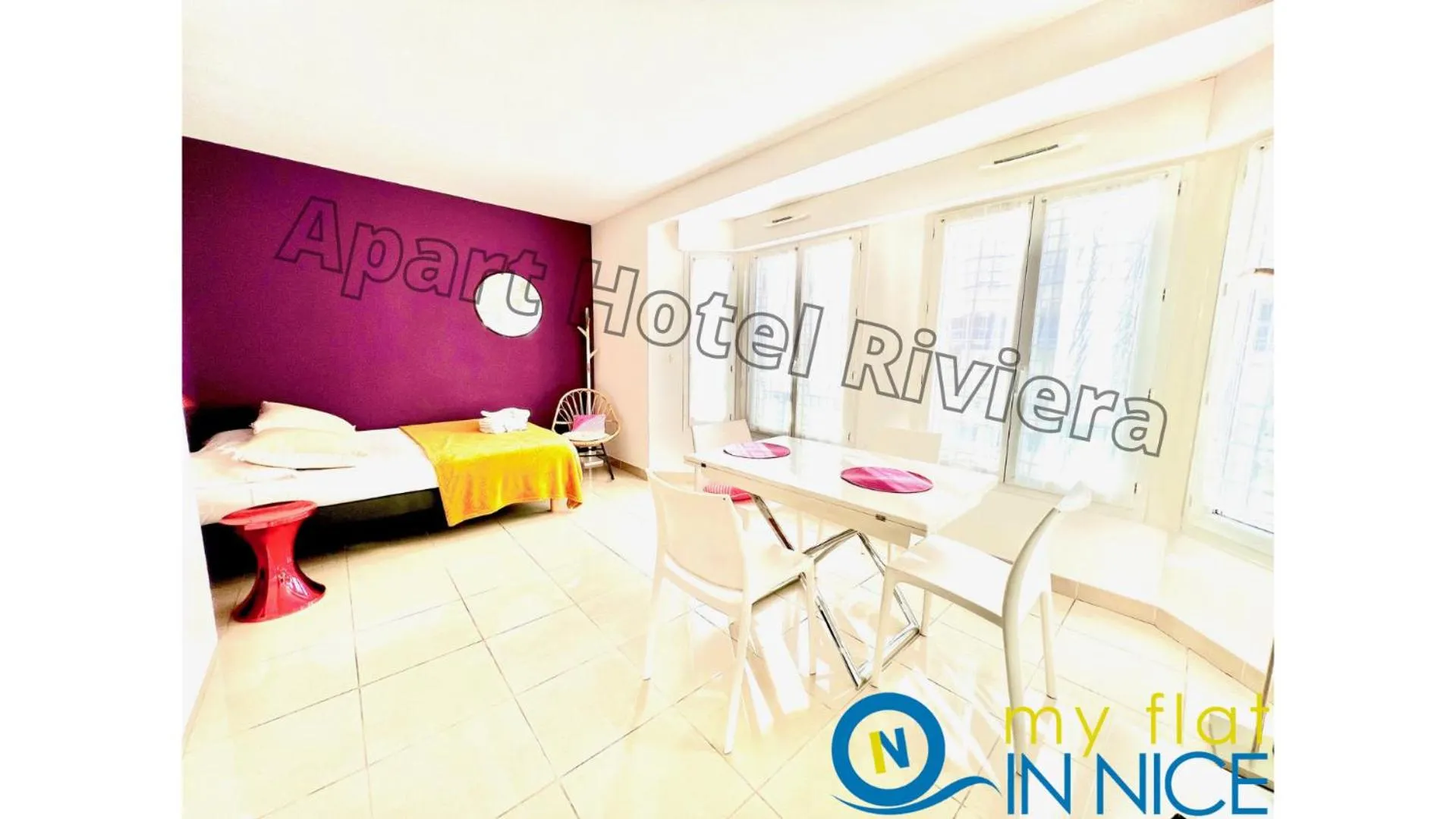 Dining area in ApartHotel Riviera - Nice Côte d'Azur - Grimaldi AC - Promenade des Anglais