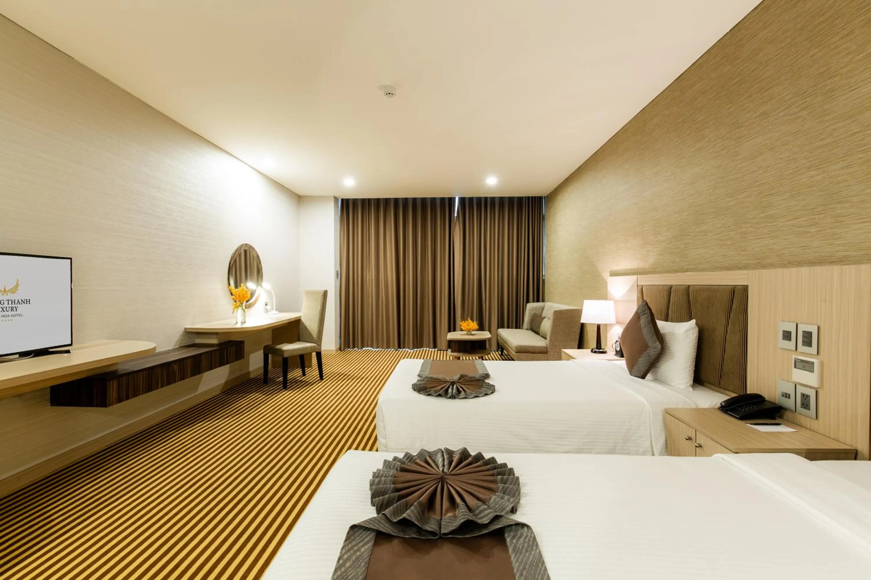 Bedroom, Bed in Muong Thanh Luxury Khanh Hoa
