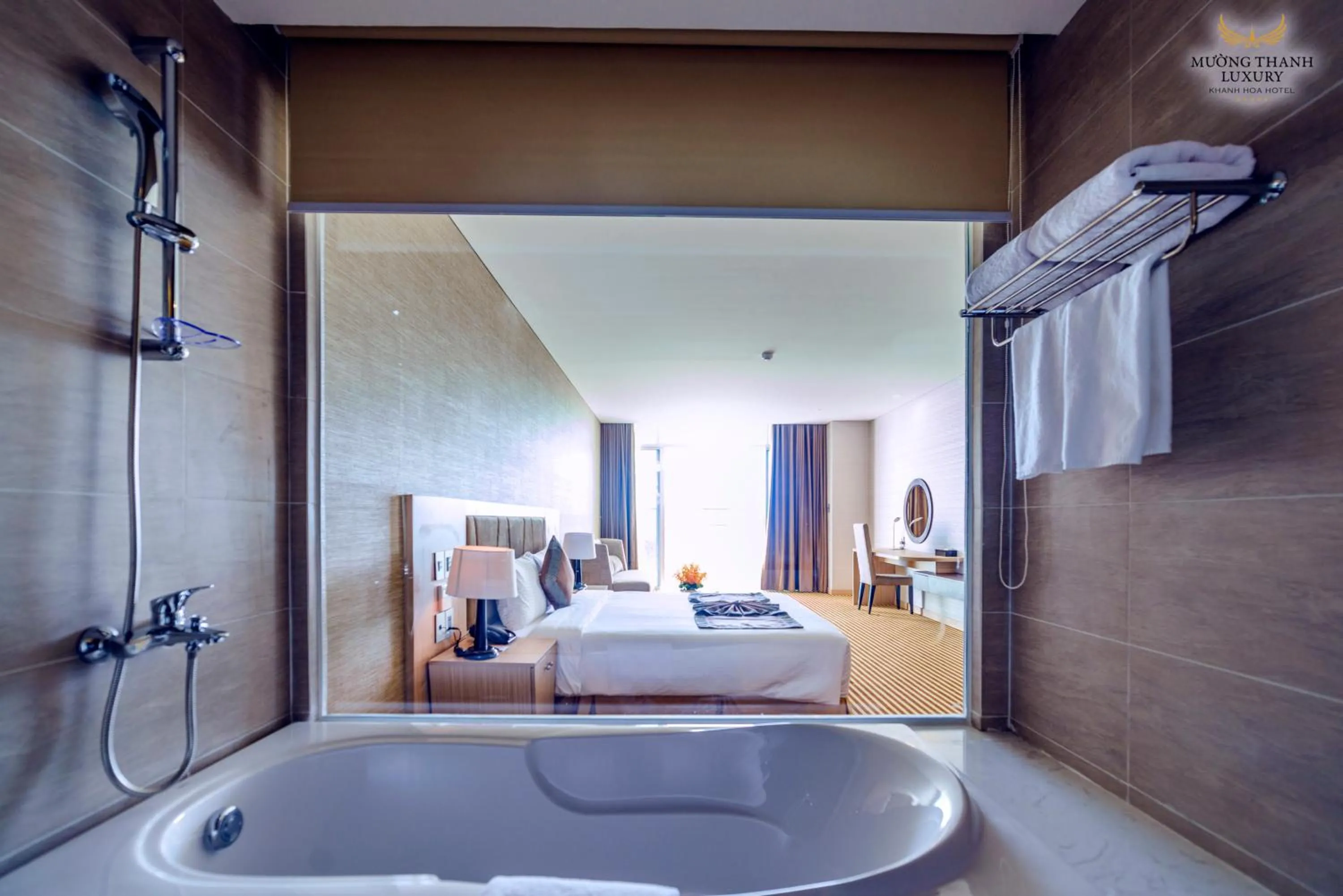 Bathroom, Bed in Muong Thanh Luxury Khanh Hoa