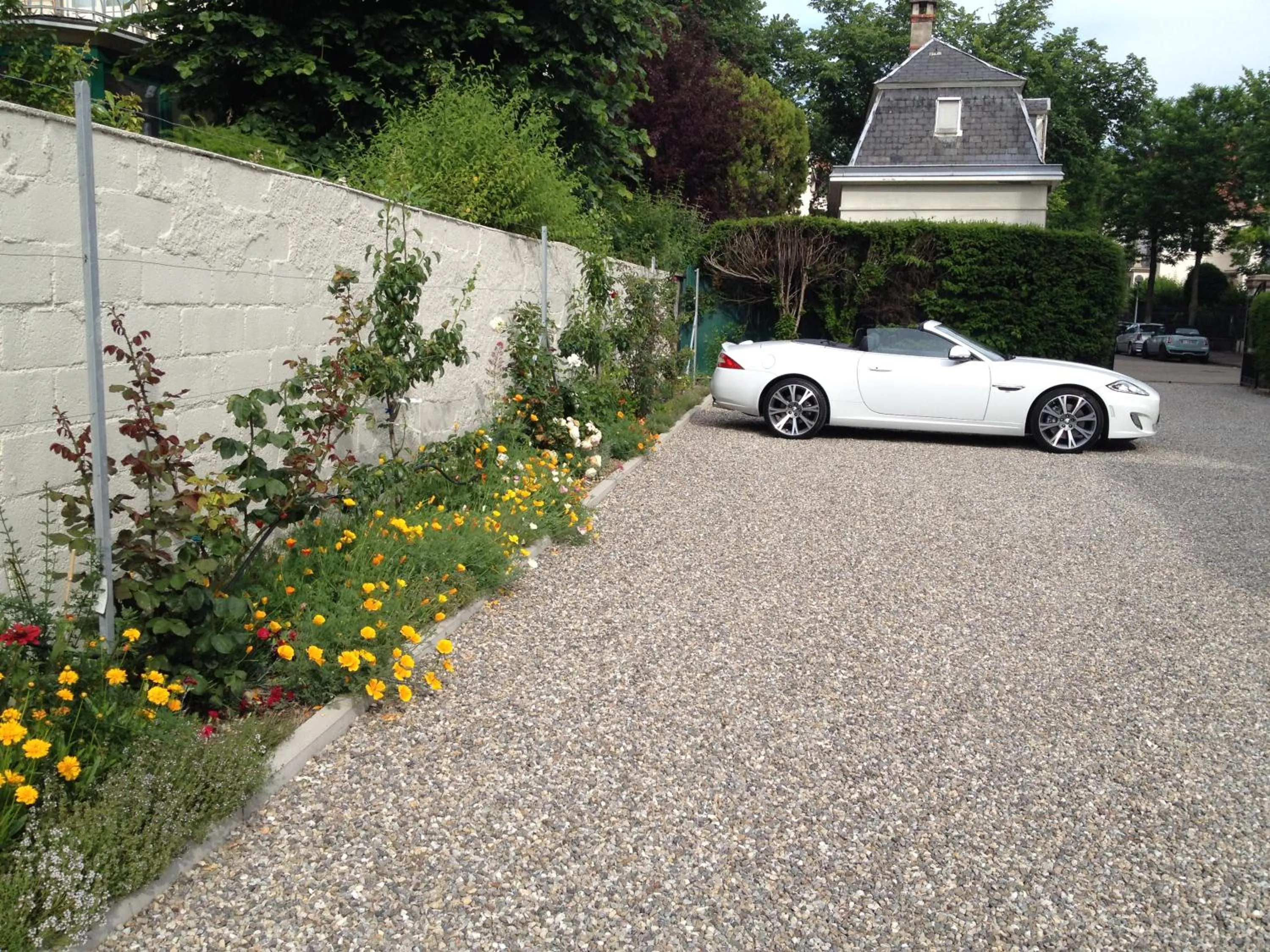 Day in Villa Élyane