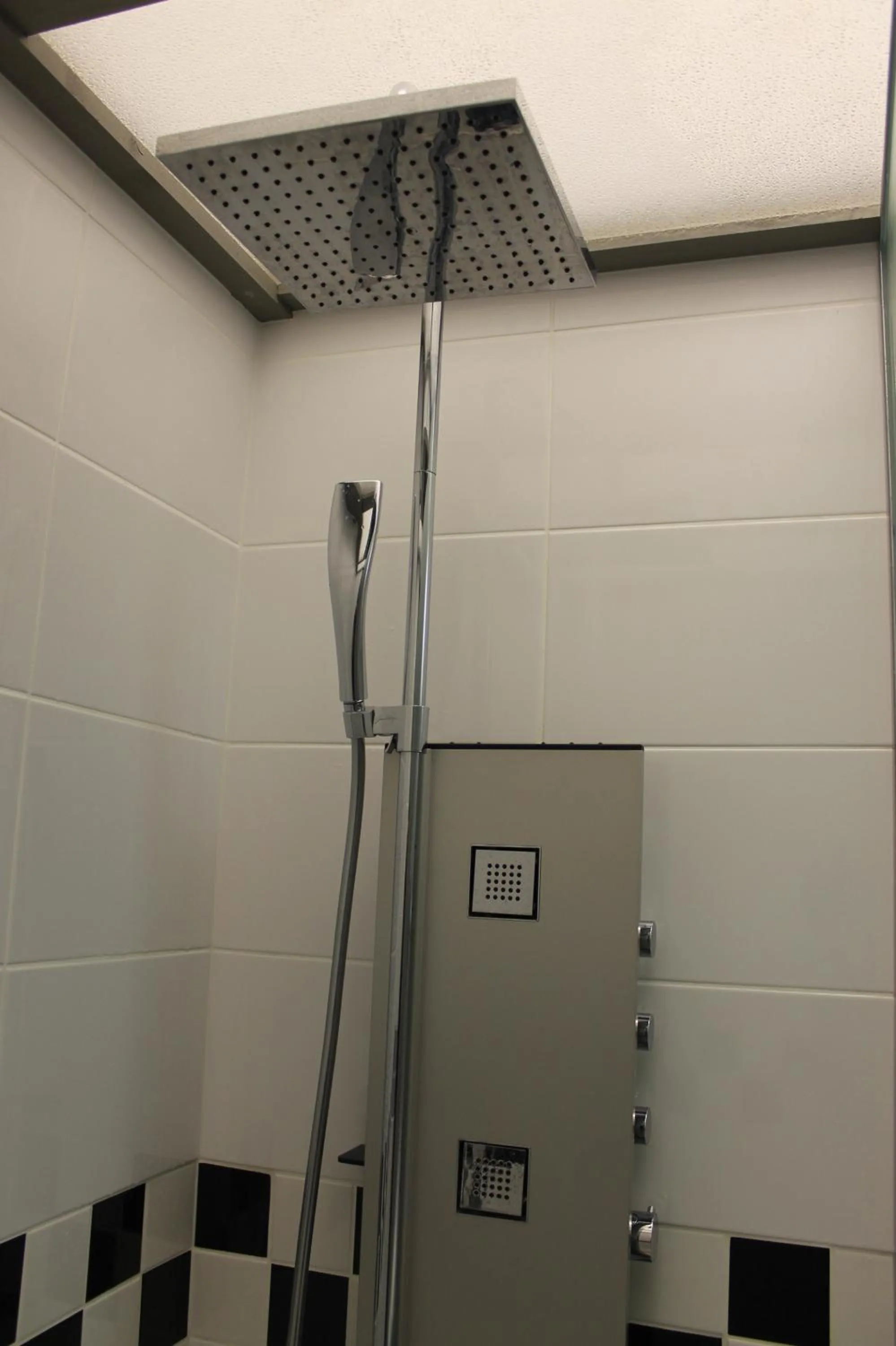 Bathroom in Villa Élyane