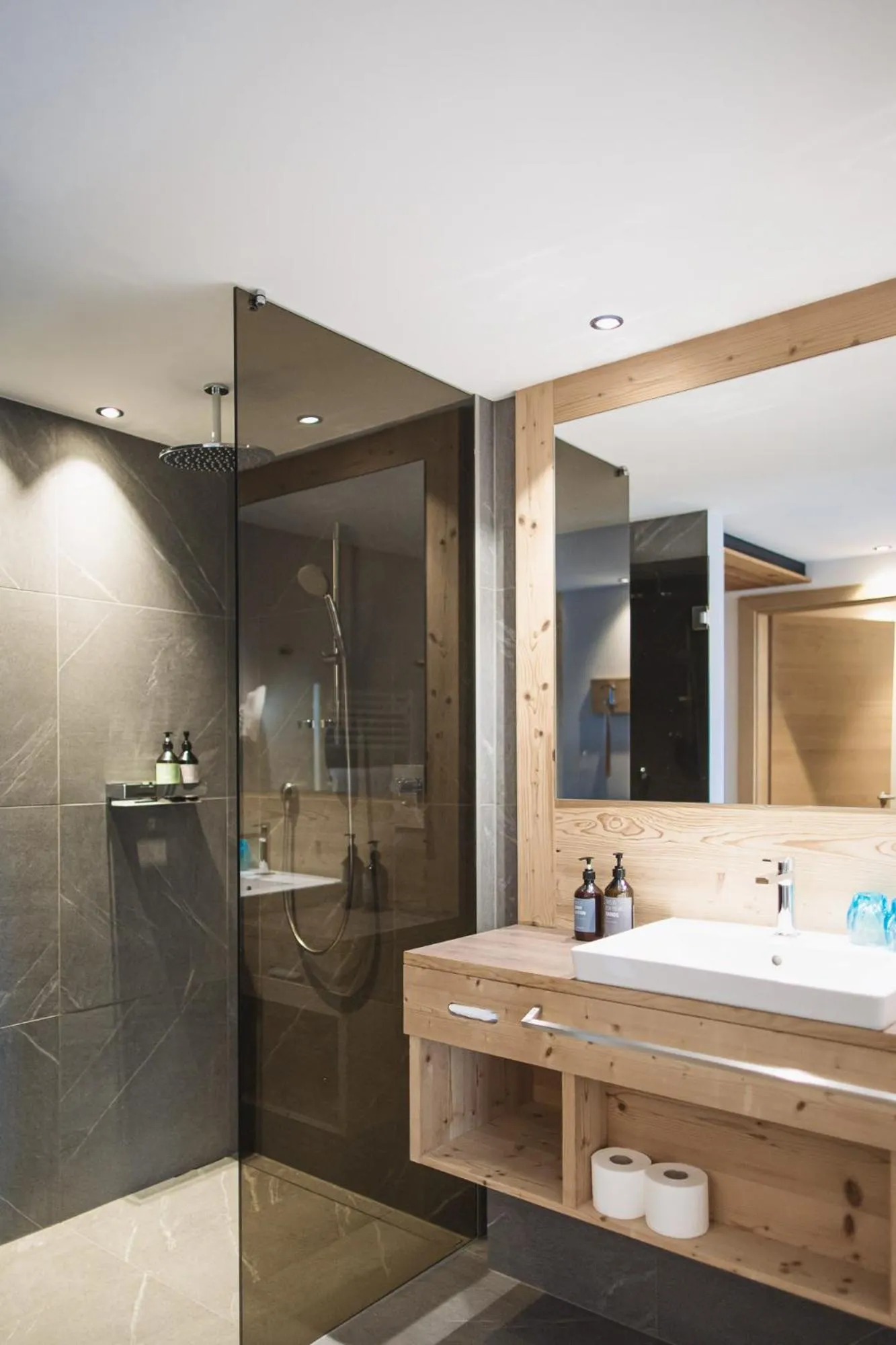 Bathroom in Terentnerhof 4*S active & lifestyle hotel