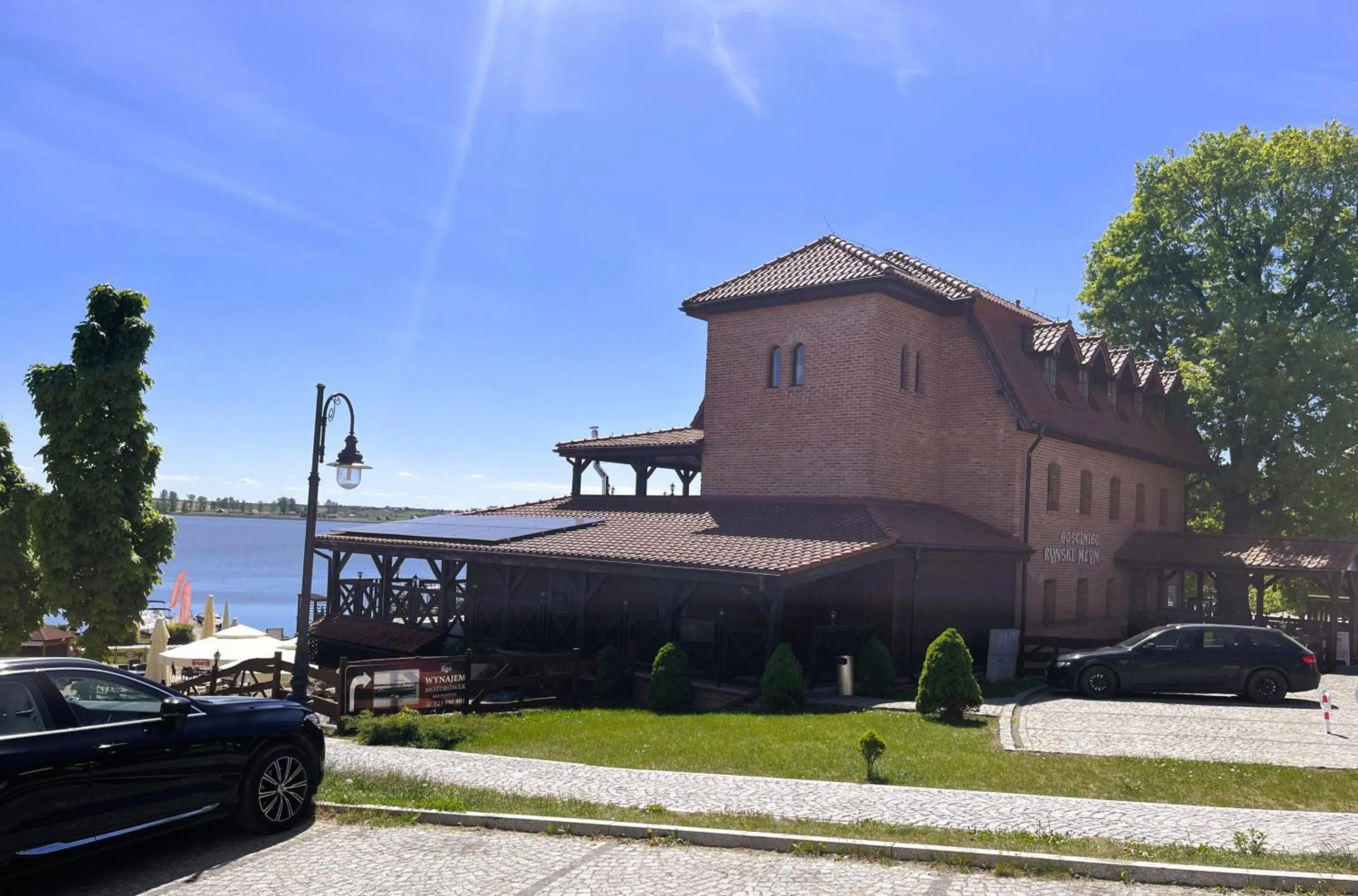 Property building in Gościniec Ryński Młyn
