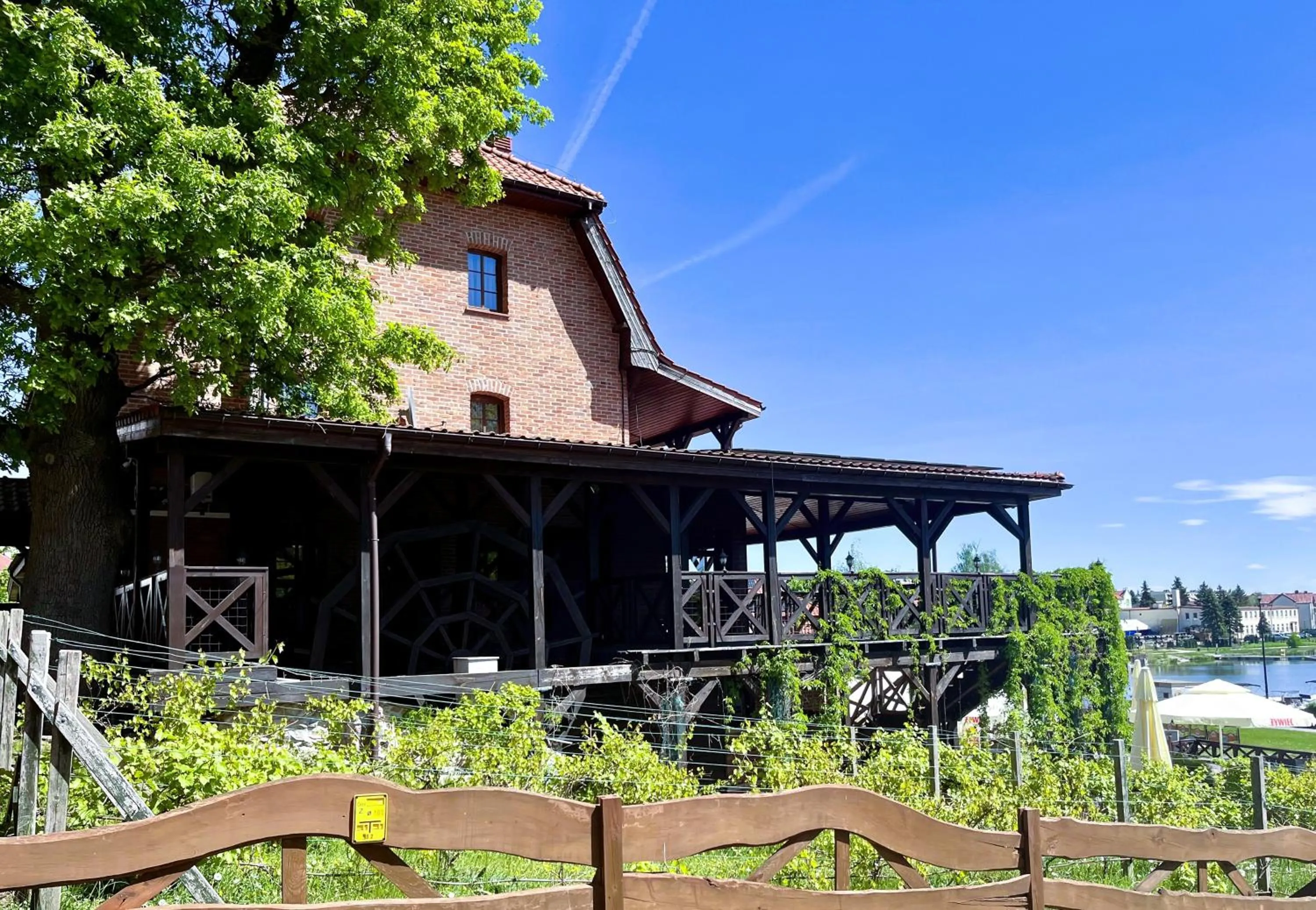 Property building in Gościniec Ryński Młyn