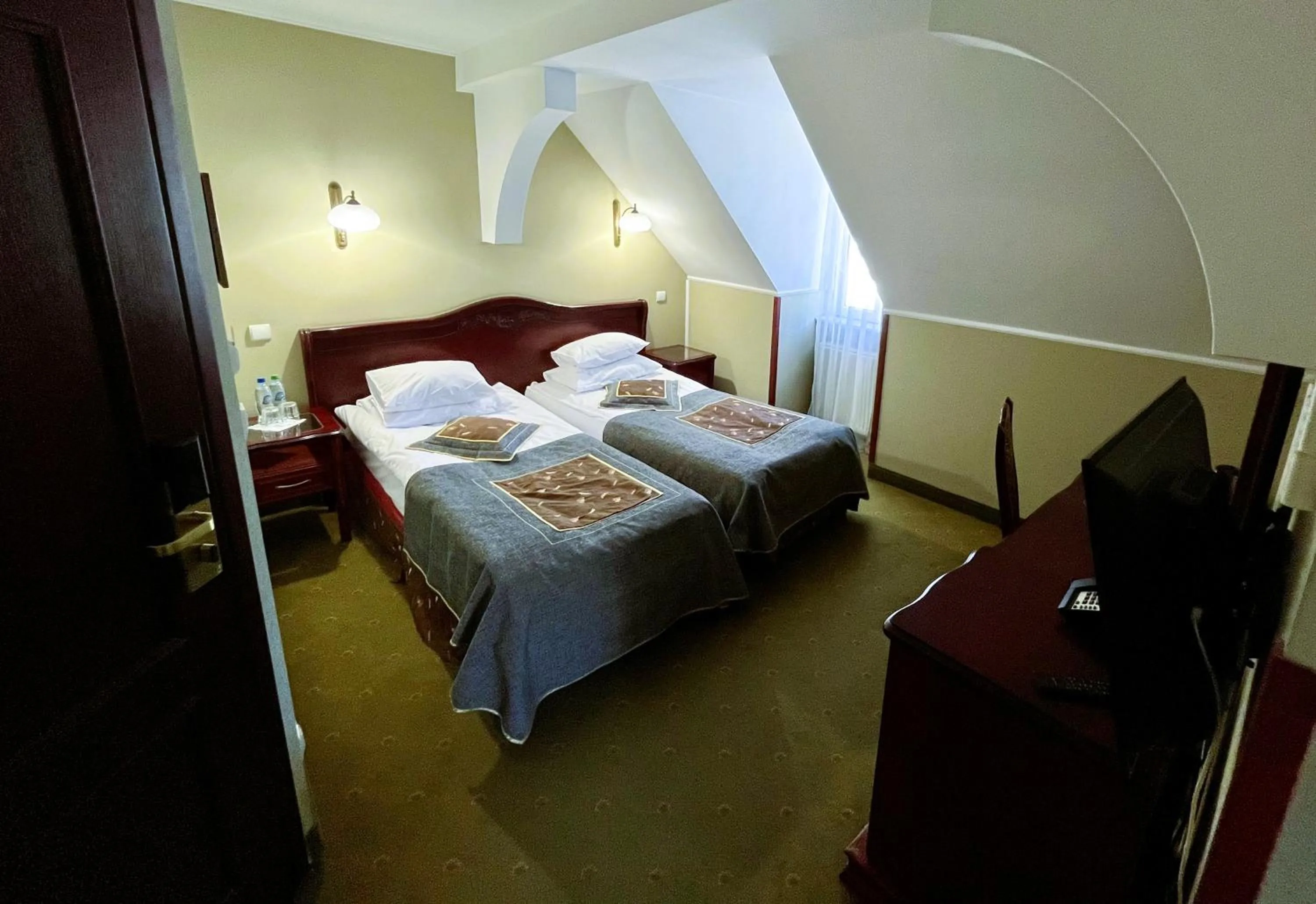 Photo of the whole room, Bed in Willa Pod Zamkiem