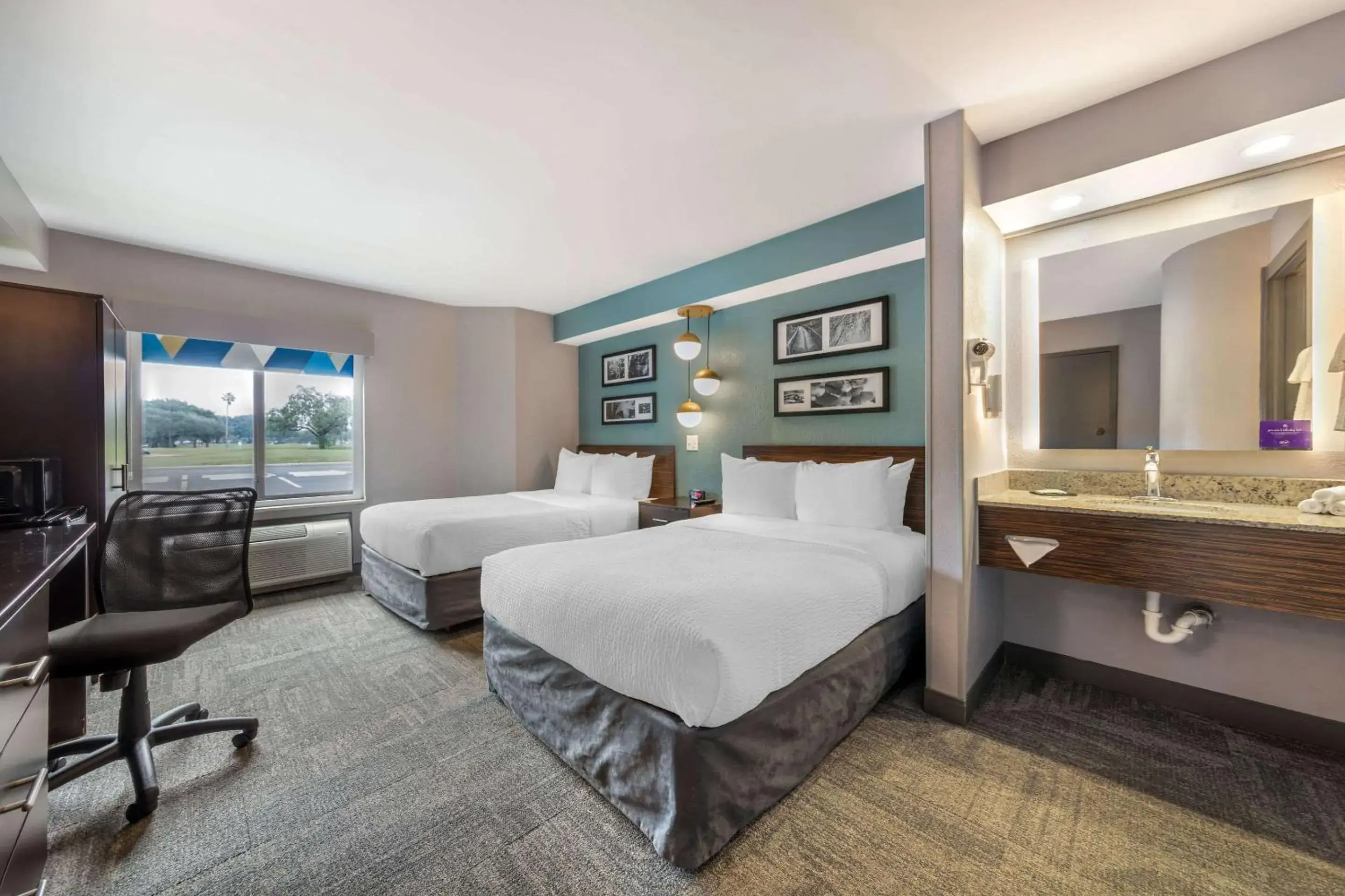 Double Room - Non-Smoking in Sleep Inn Miami Airport Double Room - Non-Smoking in Sleep Inn Miami Airport