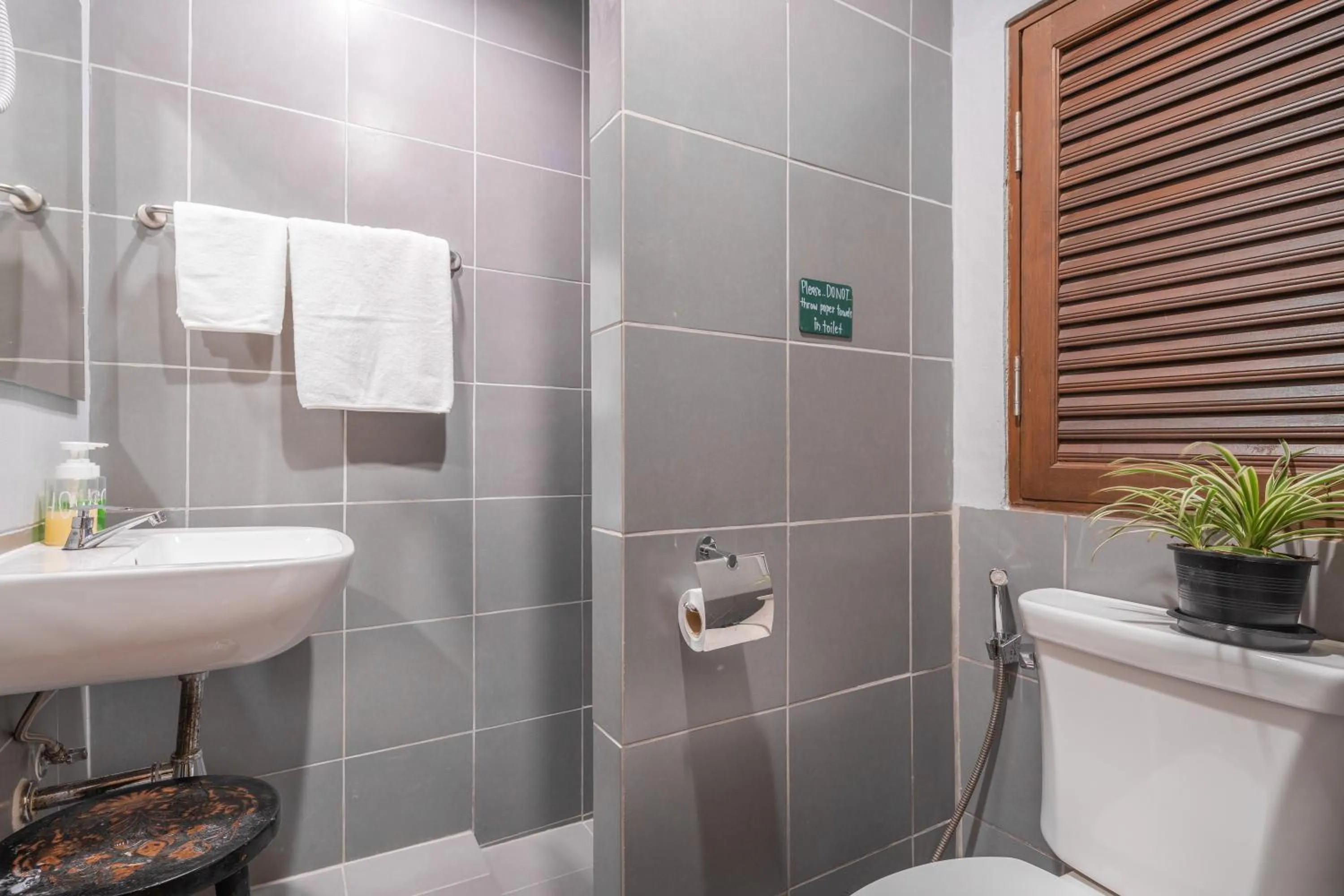 Better Moon Guesthouse