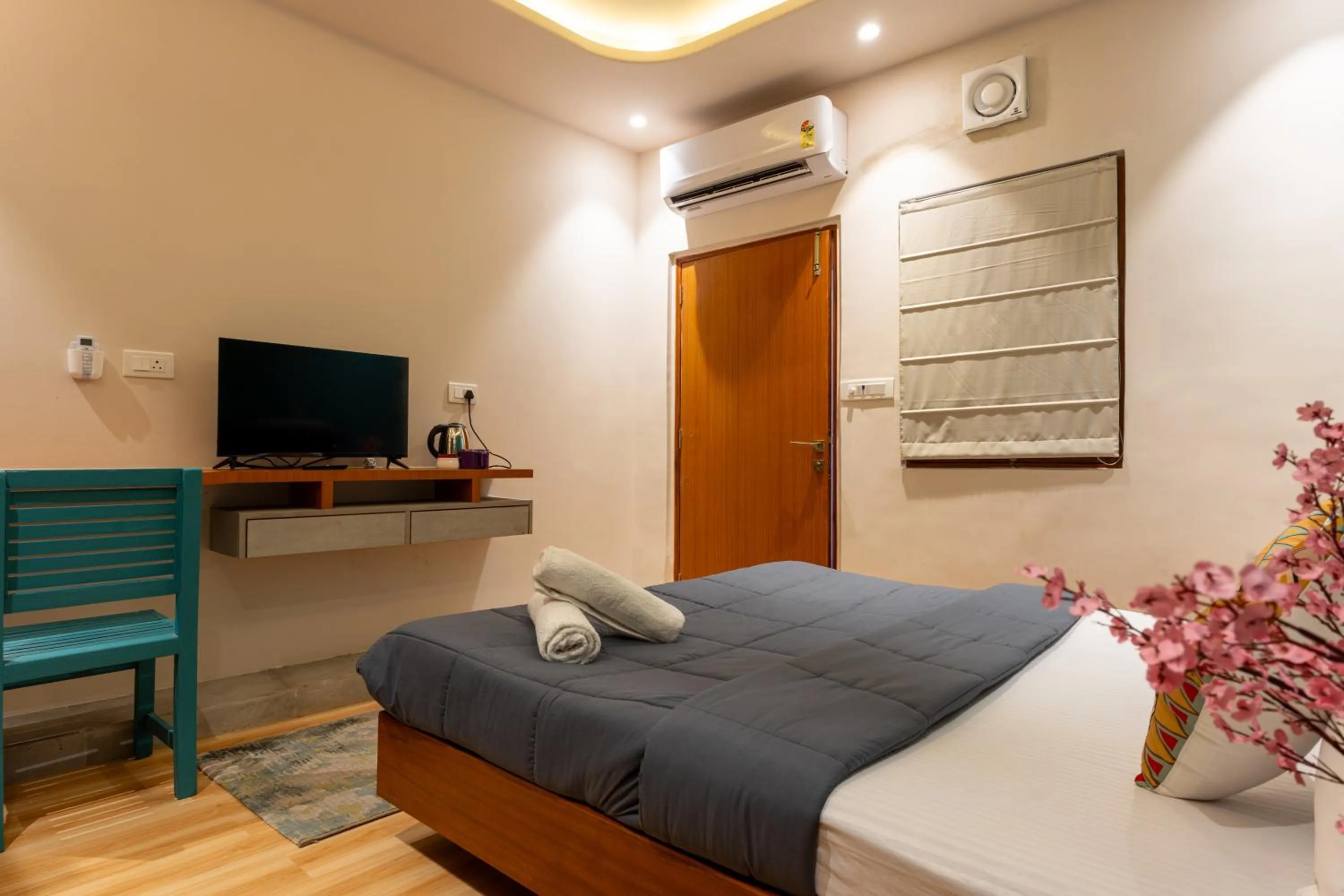 Bedroom, Bed in Joey's Hostel Agra - 200m from Taj Mahal