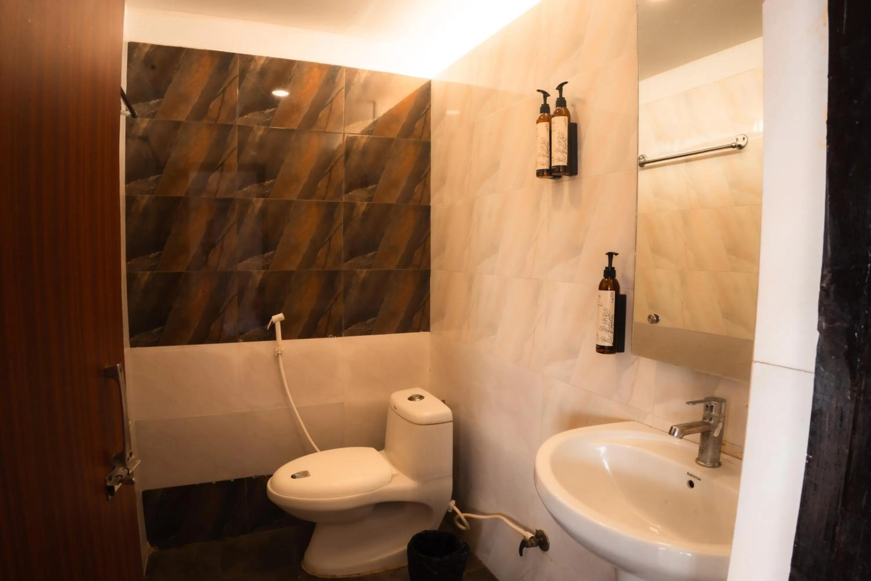 Bathroom in Joey's Hostel Agra - 200m from Taj Mahal