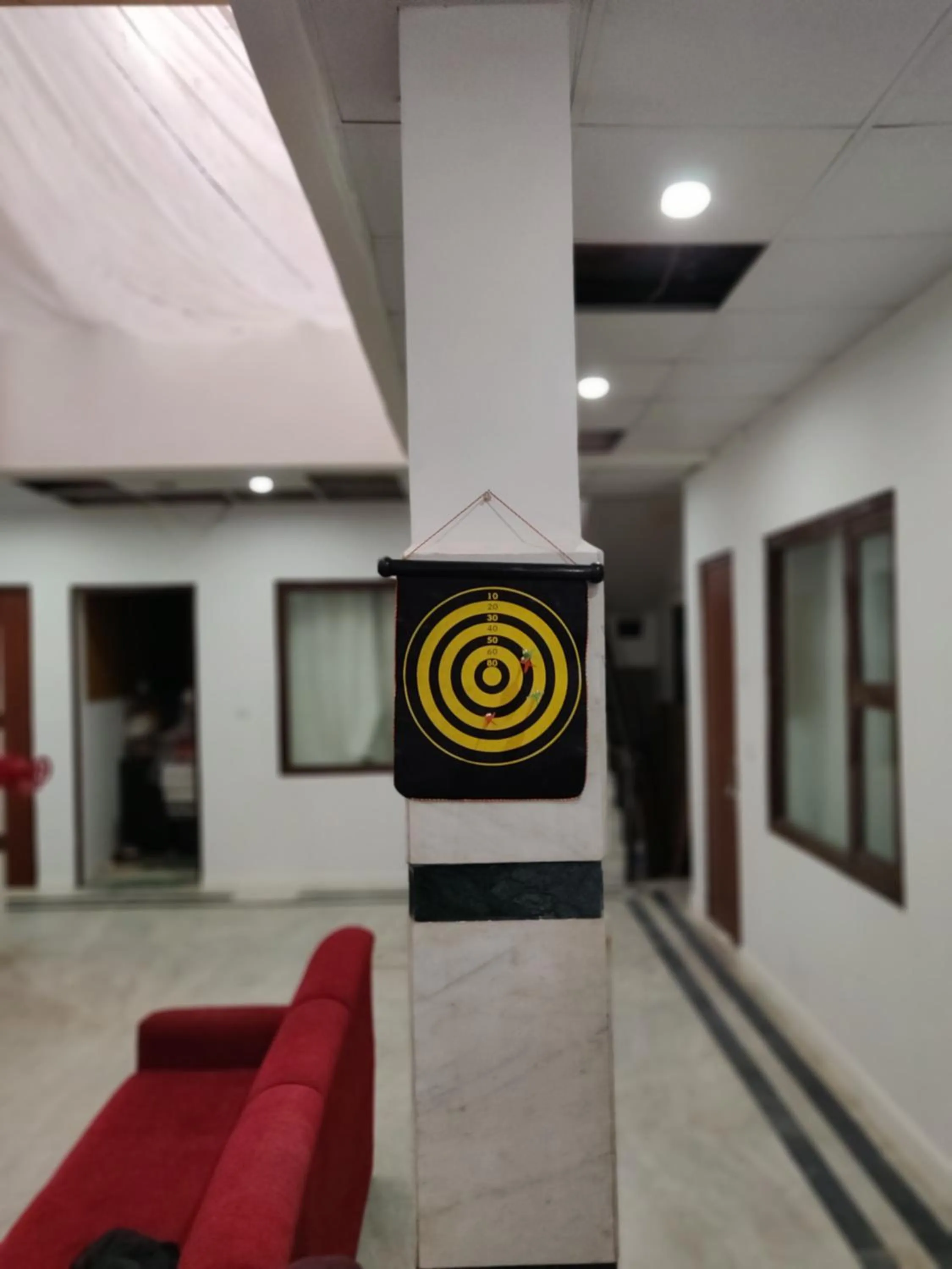 Communal lounge/ TV room in Joey's Hostel Agra - 200m from Taj Mahal