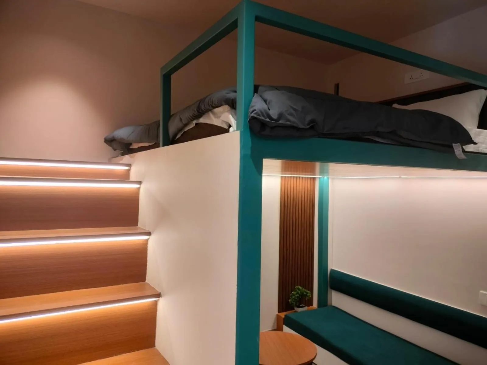 Bedroom, Bed in Joey's Hostel Agra - 200m from Taj Mahal