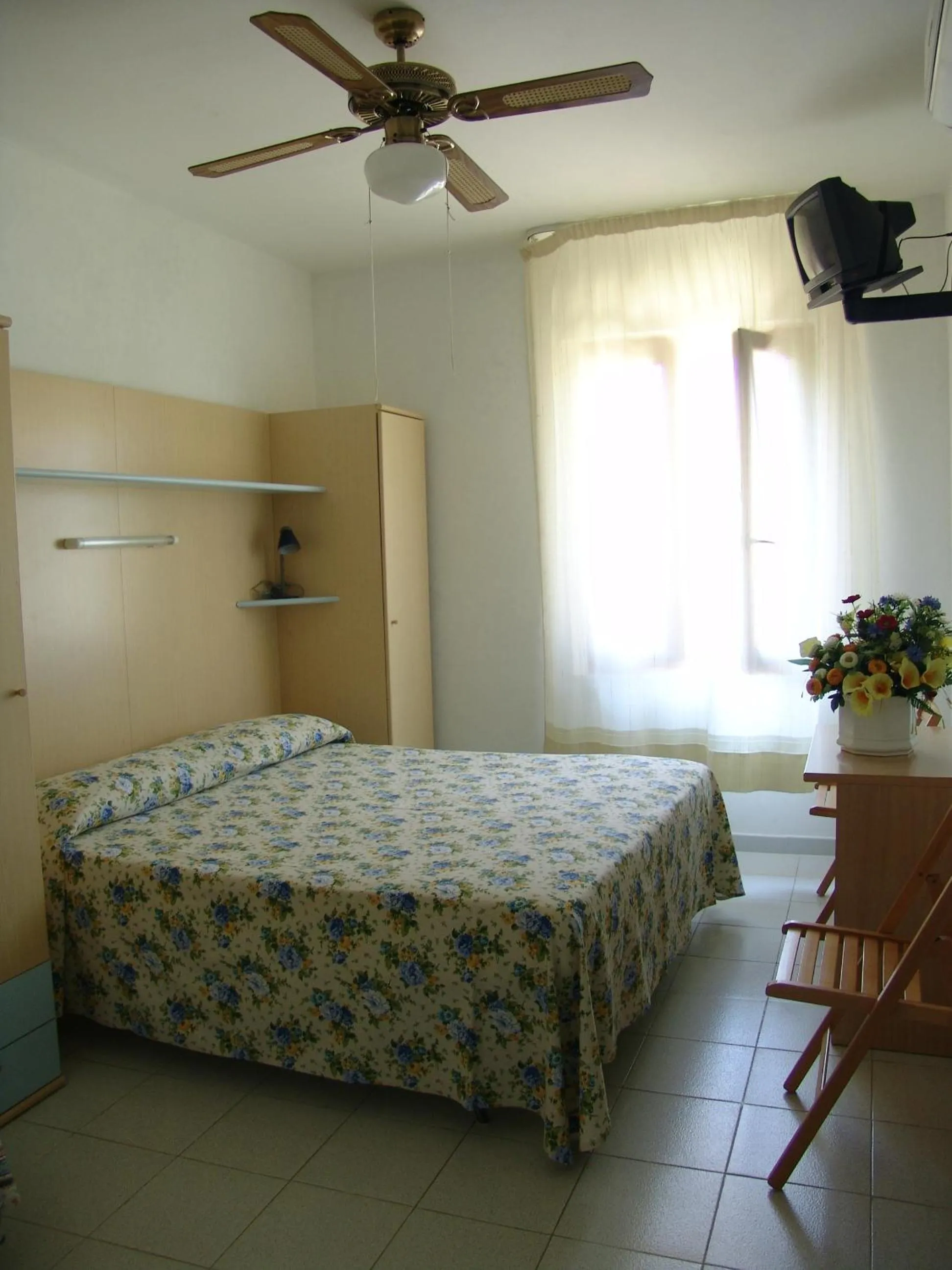 Photo of the whole room, Bed in Hotel Giardino delle Palme