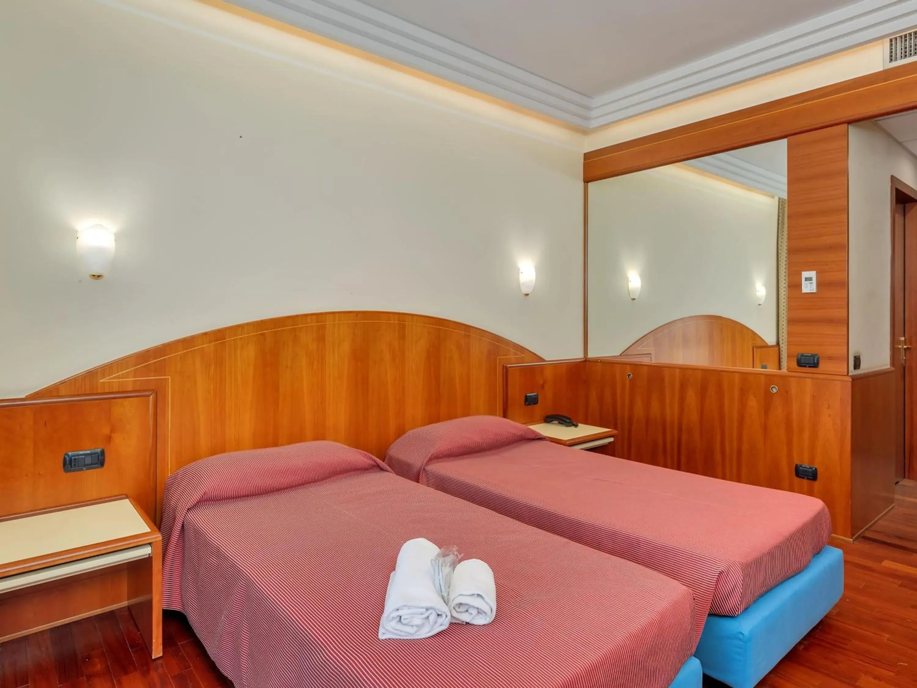 Twin Room in B&B HOTELS Hotel Prestige Ornago Twin Room in B&B HOTELS Hotel Prestige Ornago