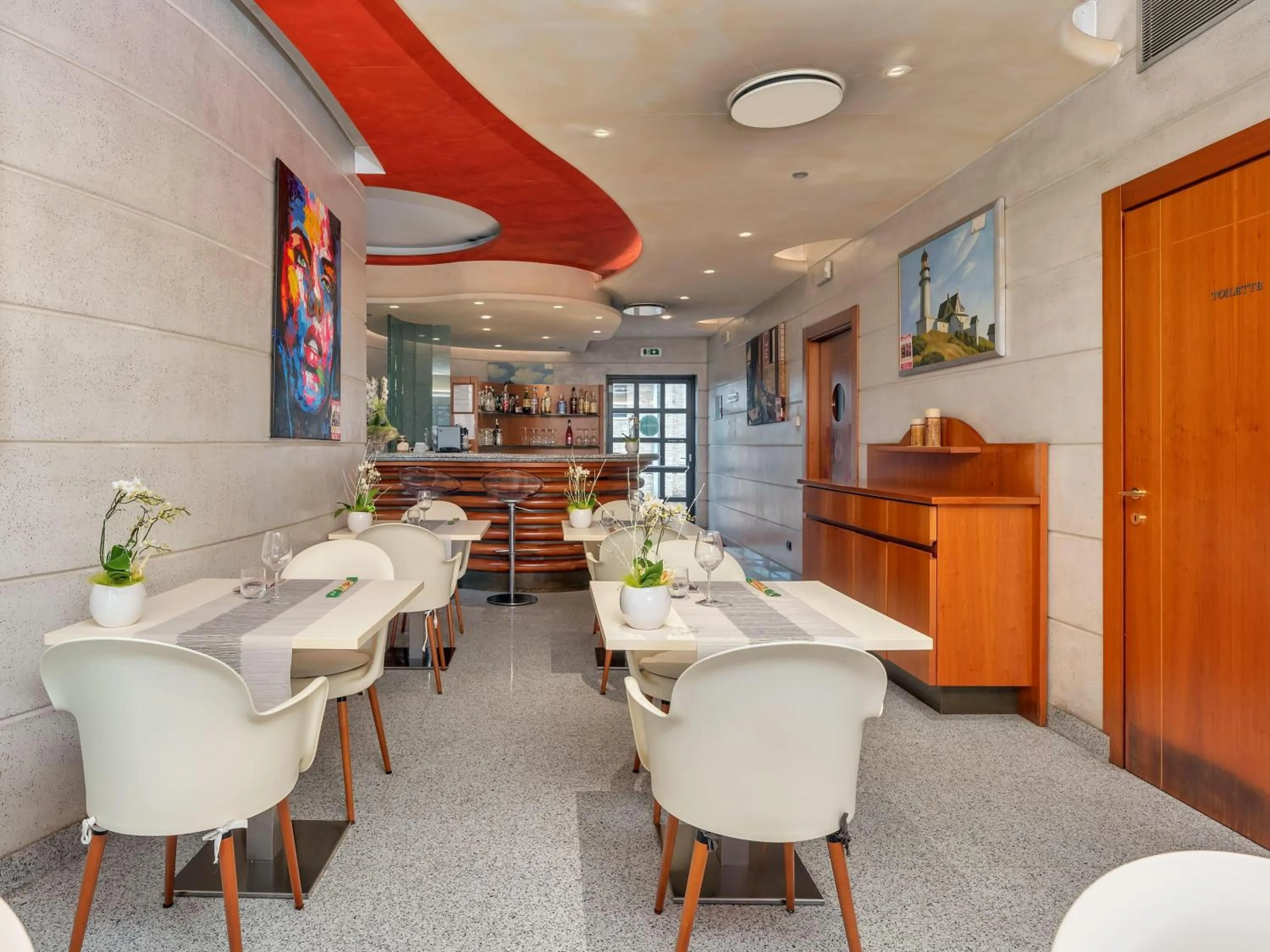 Lobby or reception in B&B HOTELS Hotel Prestige Ornago