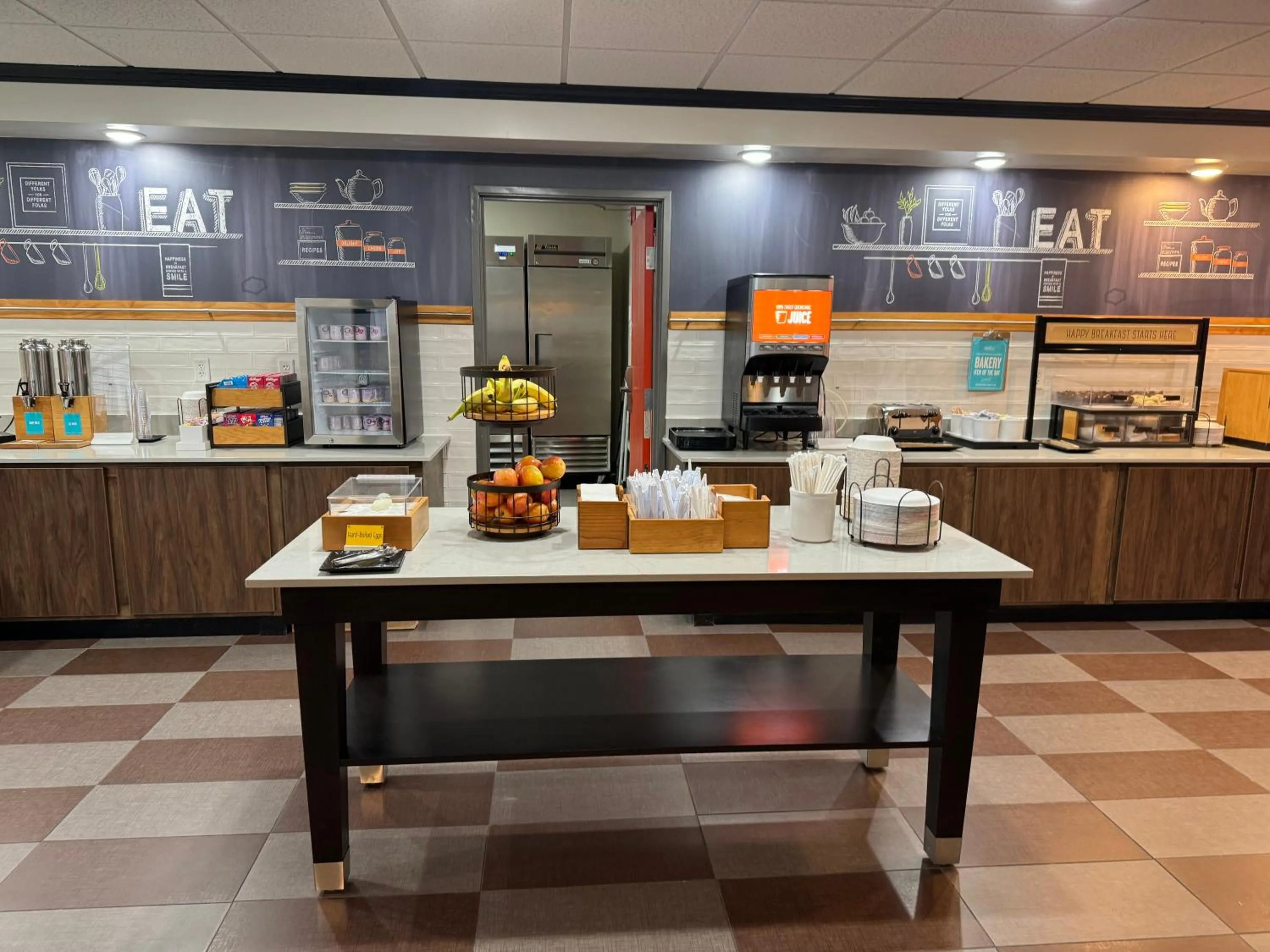 Breakfast in Hampton Inn South Heritage Park