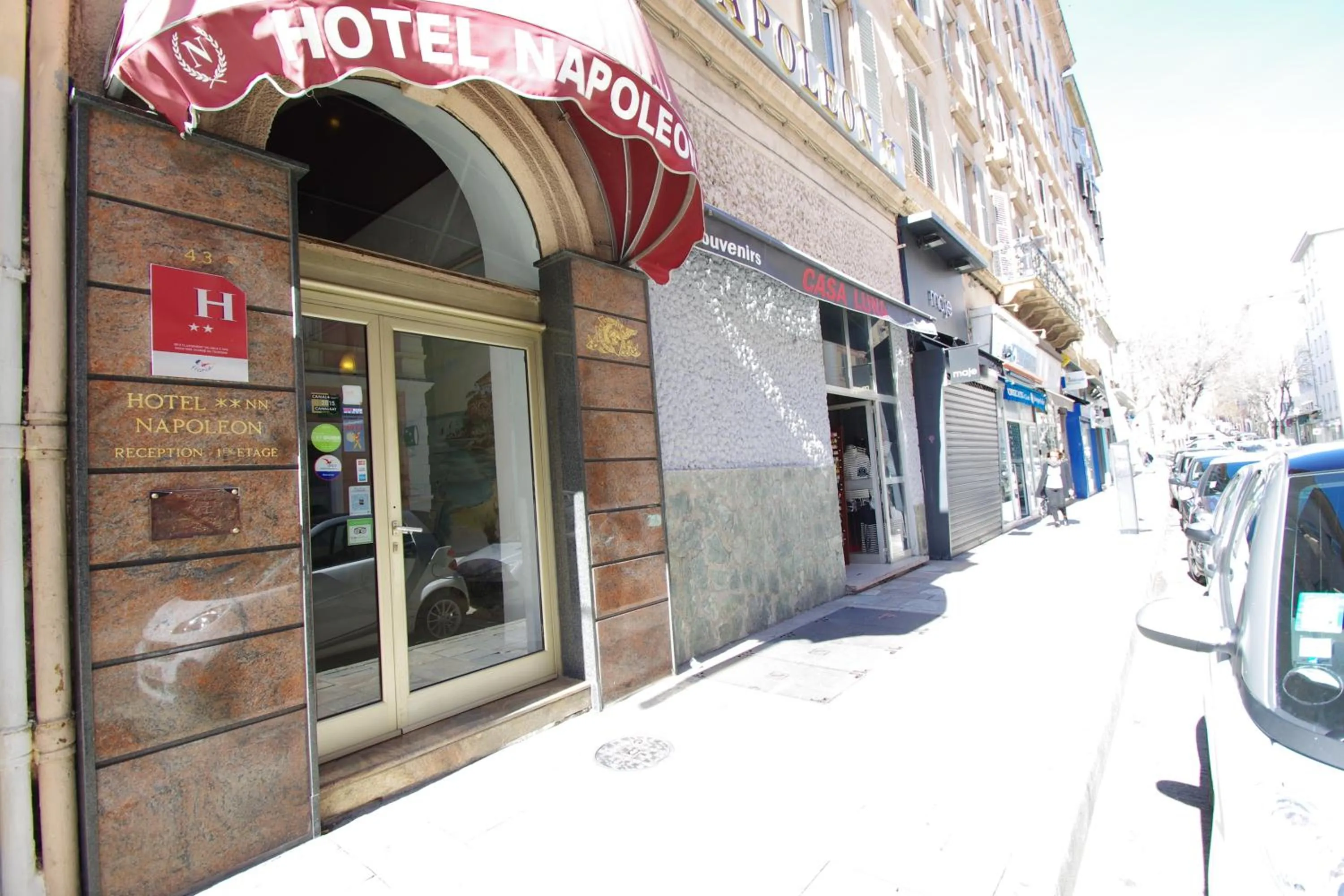 Facade/entrance in Hôtel Napoléon