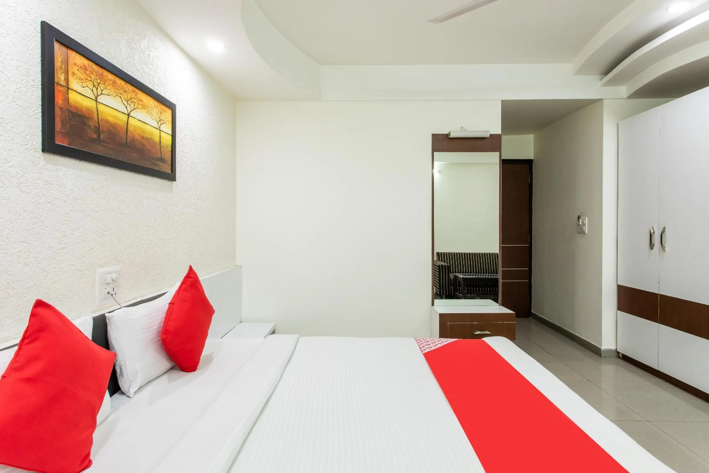Bedroom, Bed in Hotel O Mohit Regency