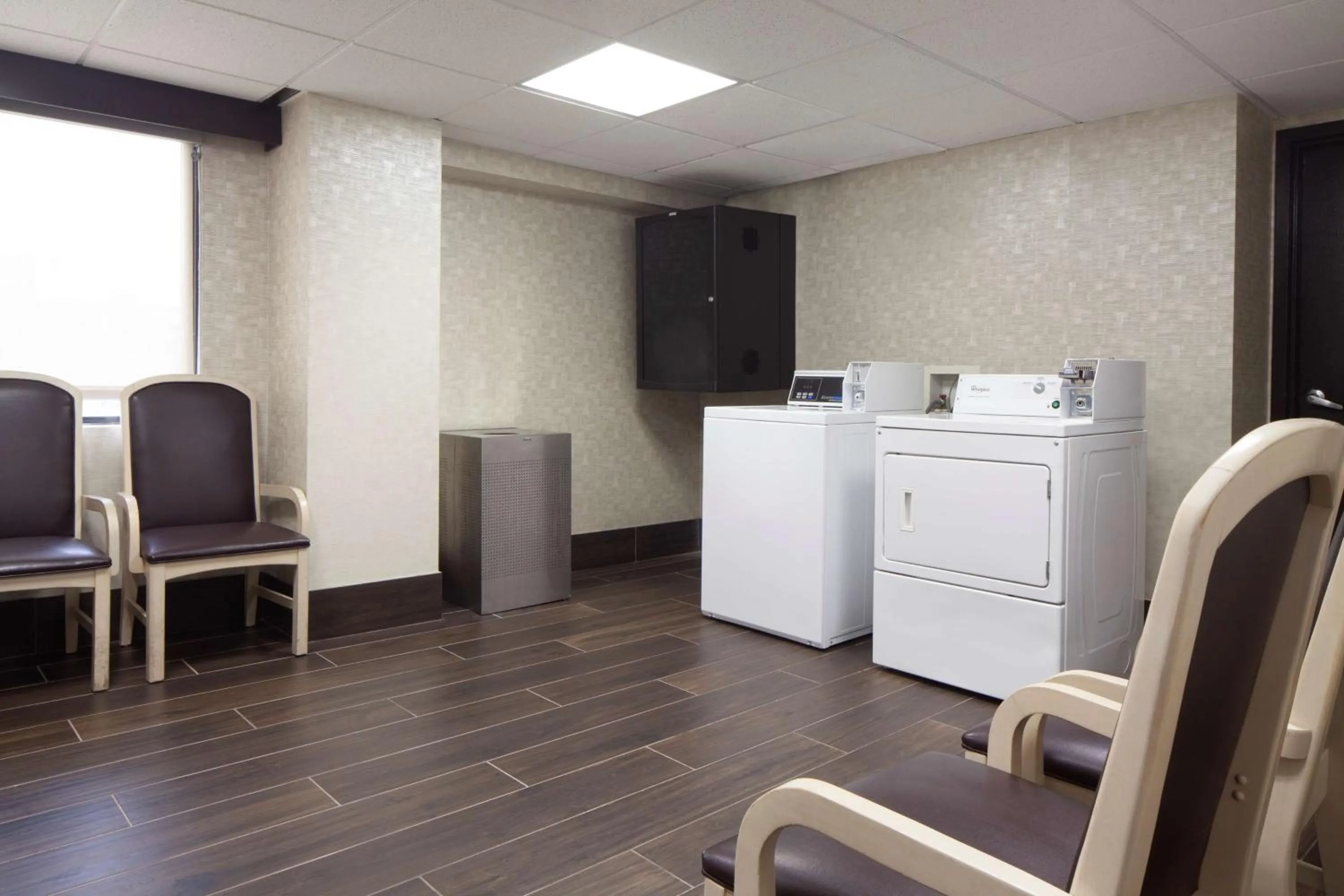 Property building in Embassy Suites by Hilton Houston Near the Galleria