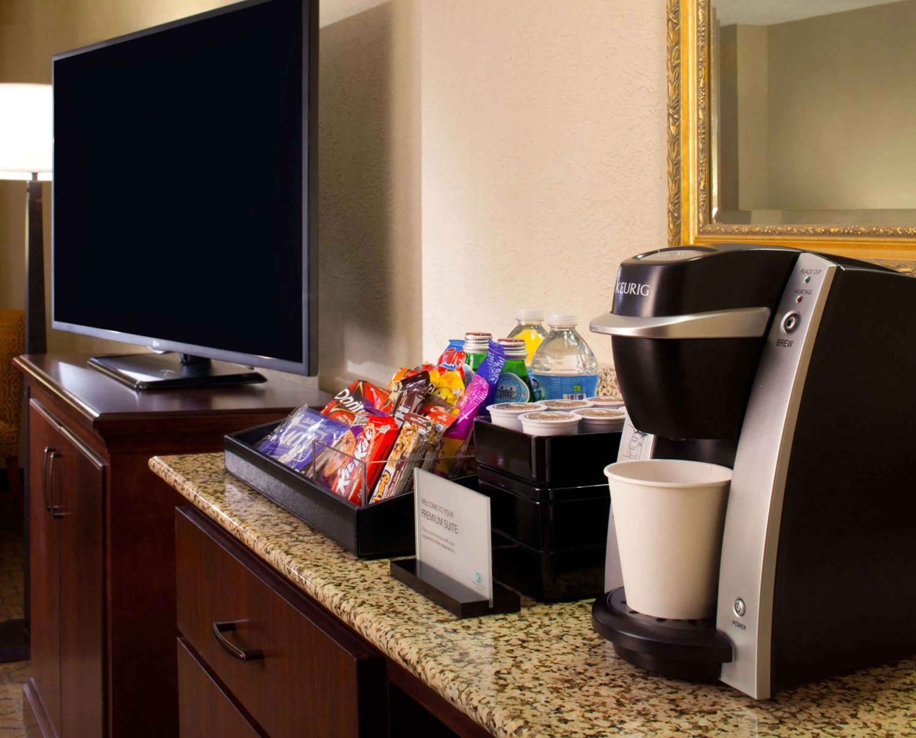 Kitchen or kitchenette in Embassy Suites by Hilton Houston Near the Galleria