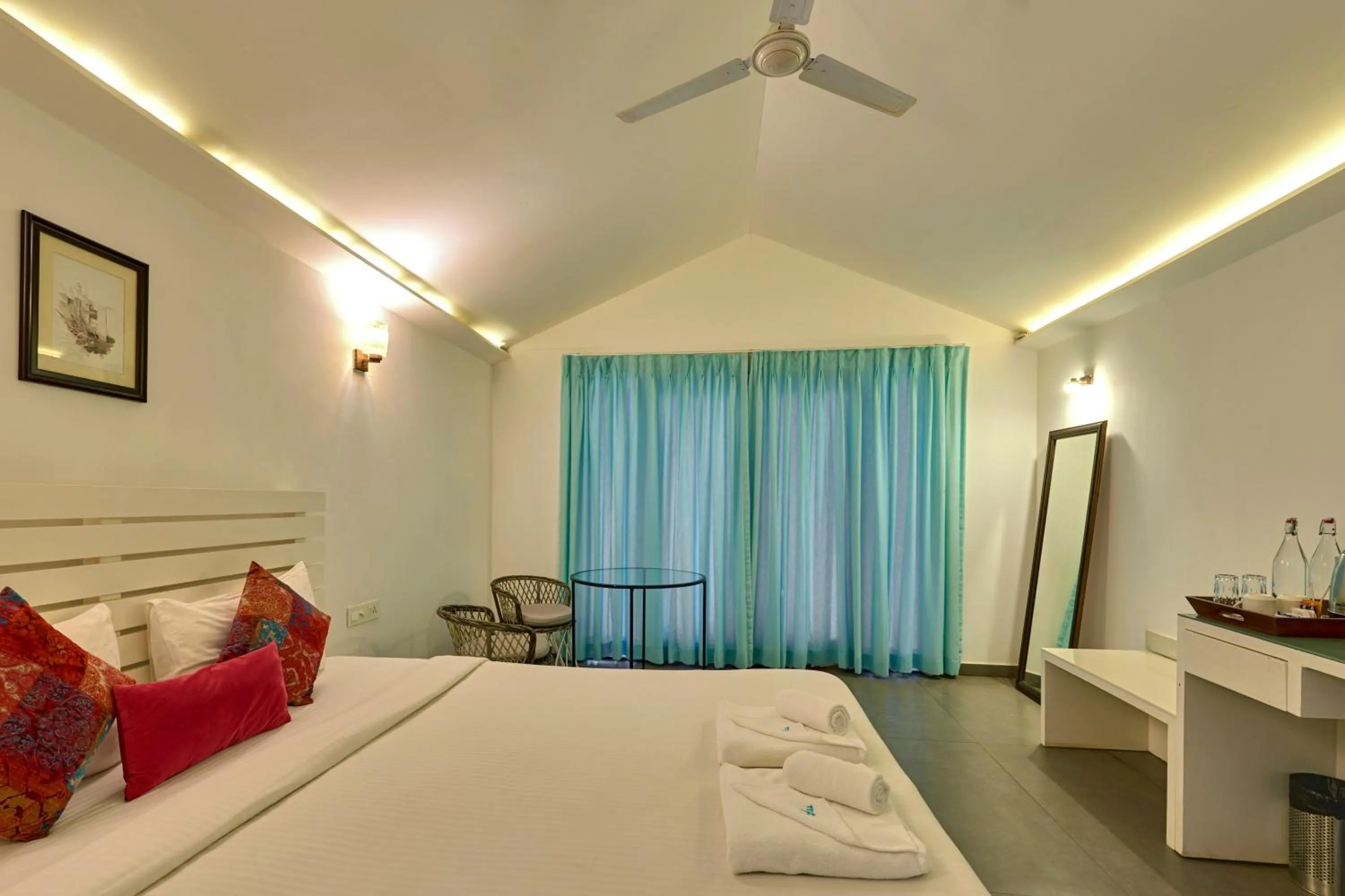 Bedroom, Bed in Blu Resorts