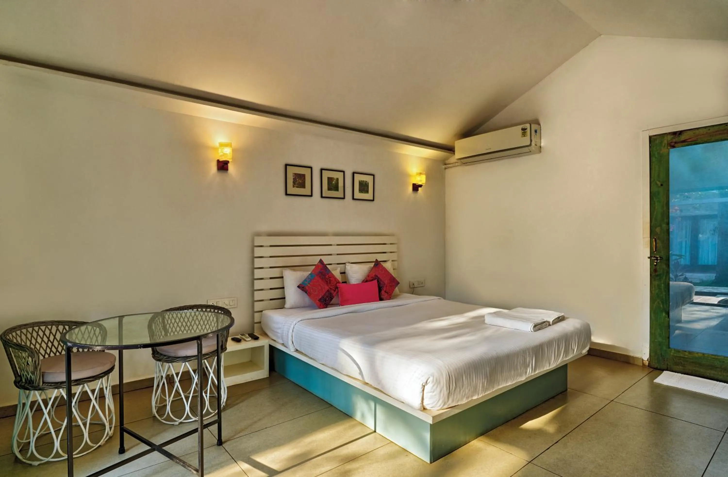 Bedroom, Bed in Blu Resorts