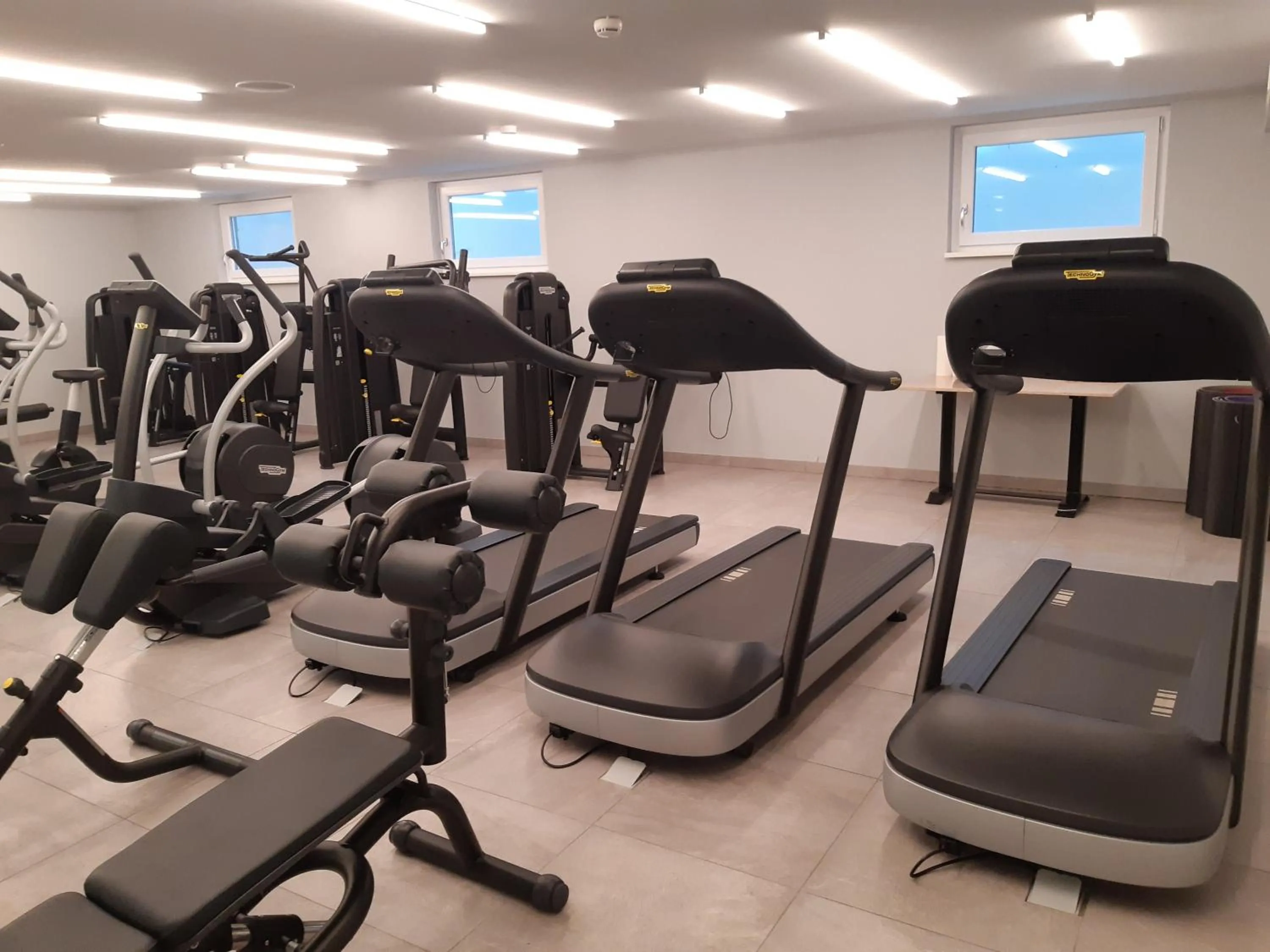 Fitness centre/facilities in Thermenhotel Vier Jahreszeiten