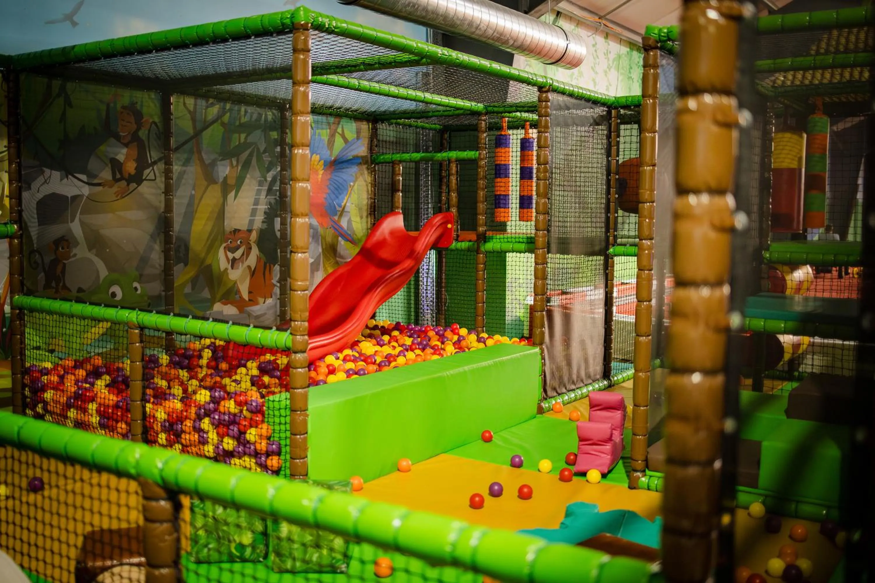 Activities in Thermenhotel Vier Jahreszeiten