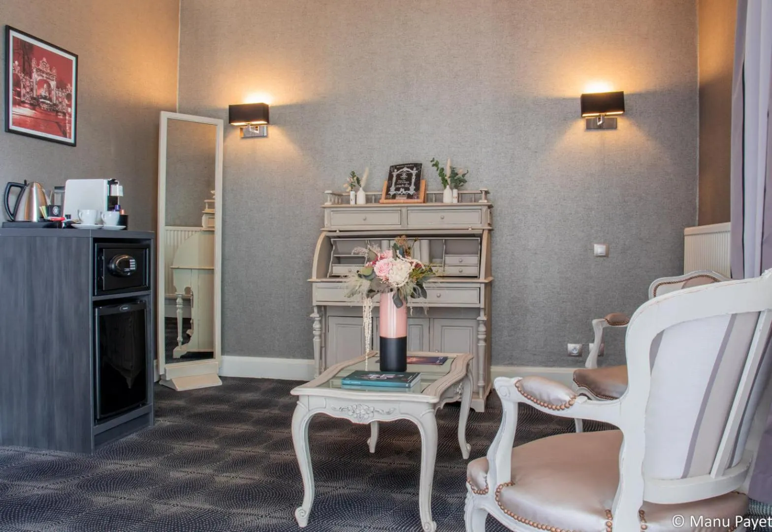 Coffee/tea facilities in Grand Hotel De La Reine - Place Stanislas