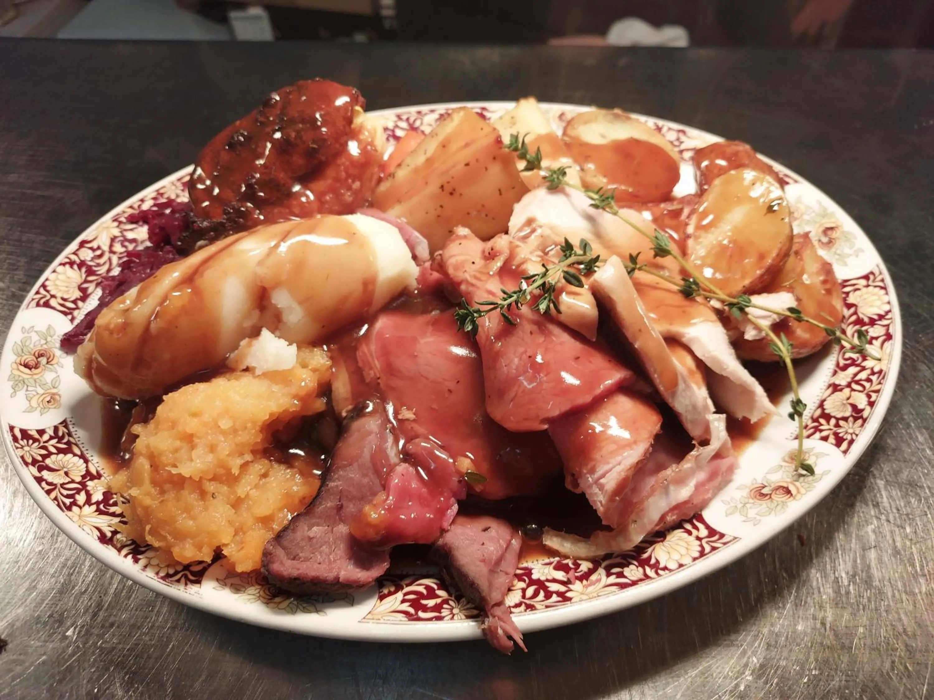 Food and drinks in Trawden Arms Community Owned Pub