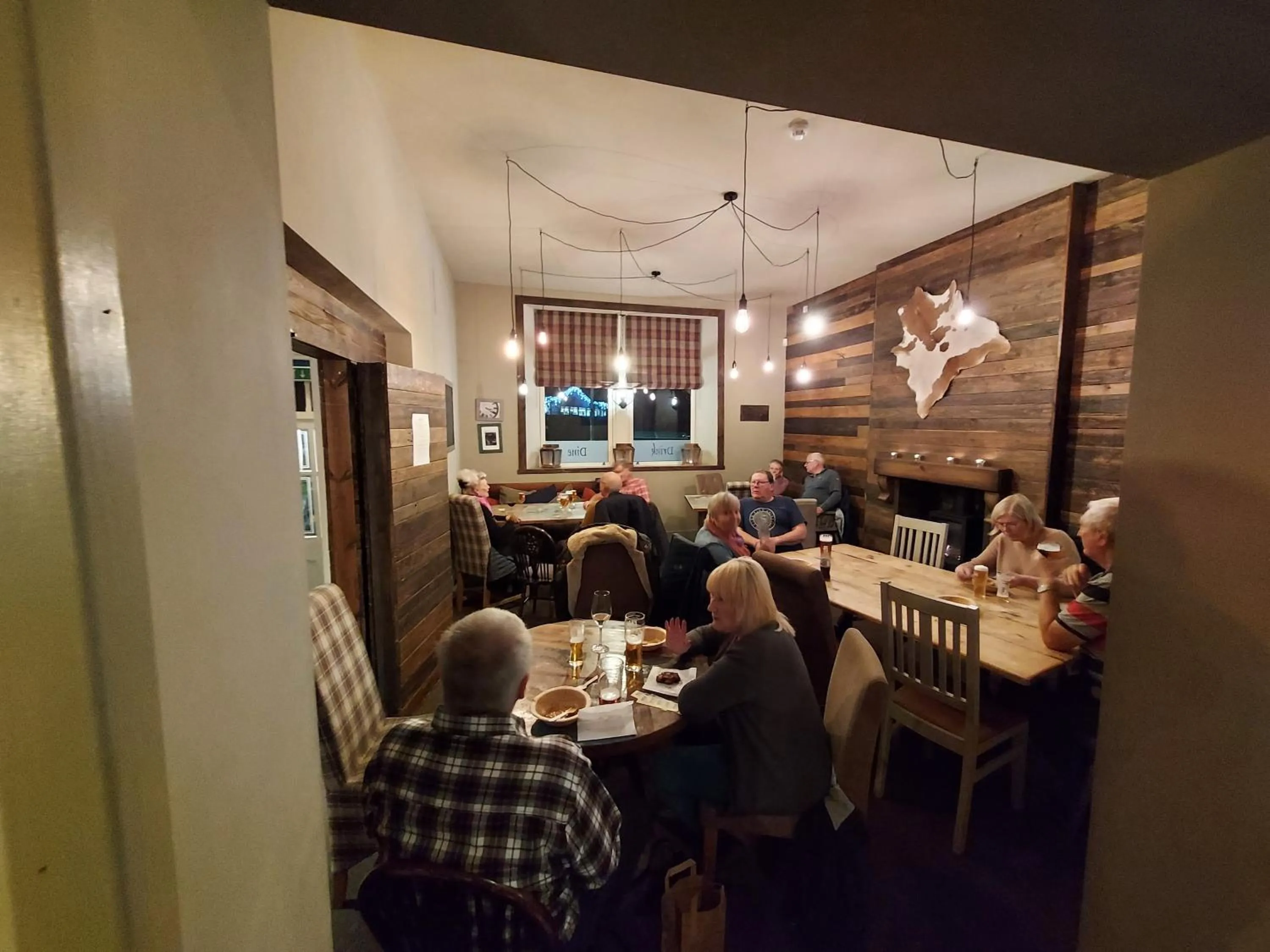 Restaurant/places to eat in Trawden Arms Community Owned Pub