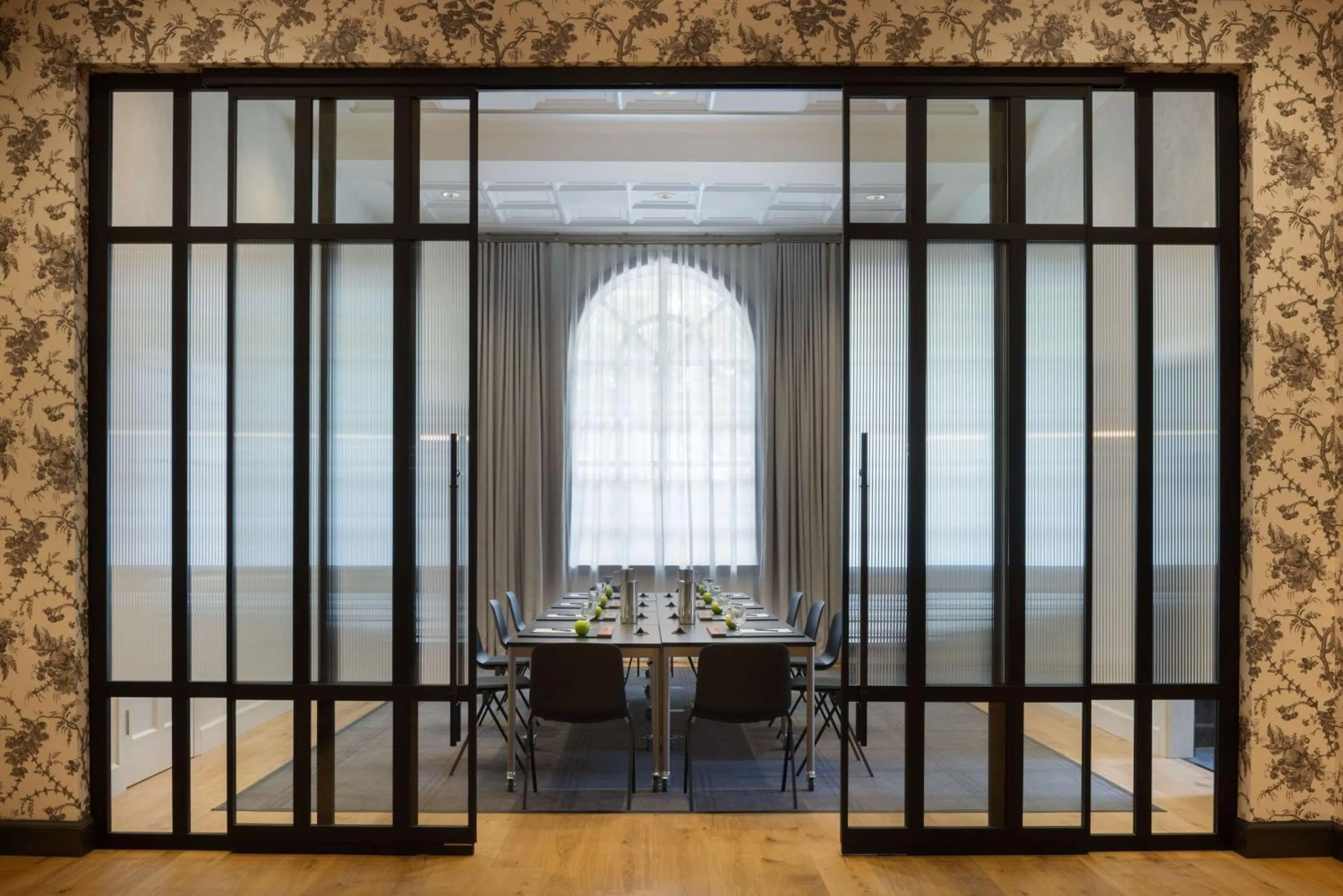 Meeting/conference room in DoubleTree Suites by Hilton Lexington