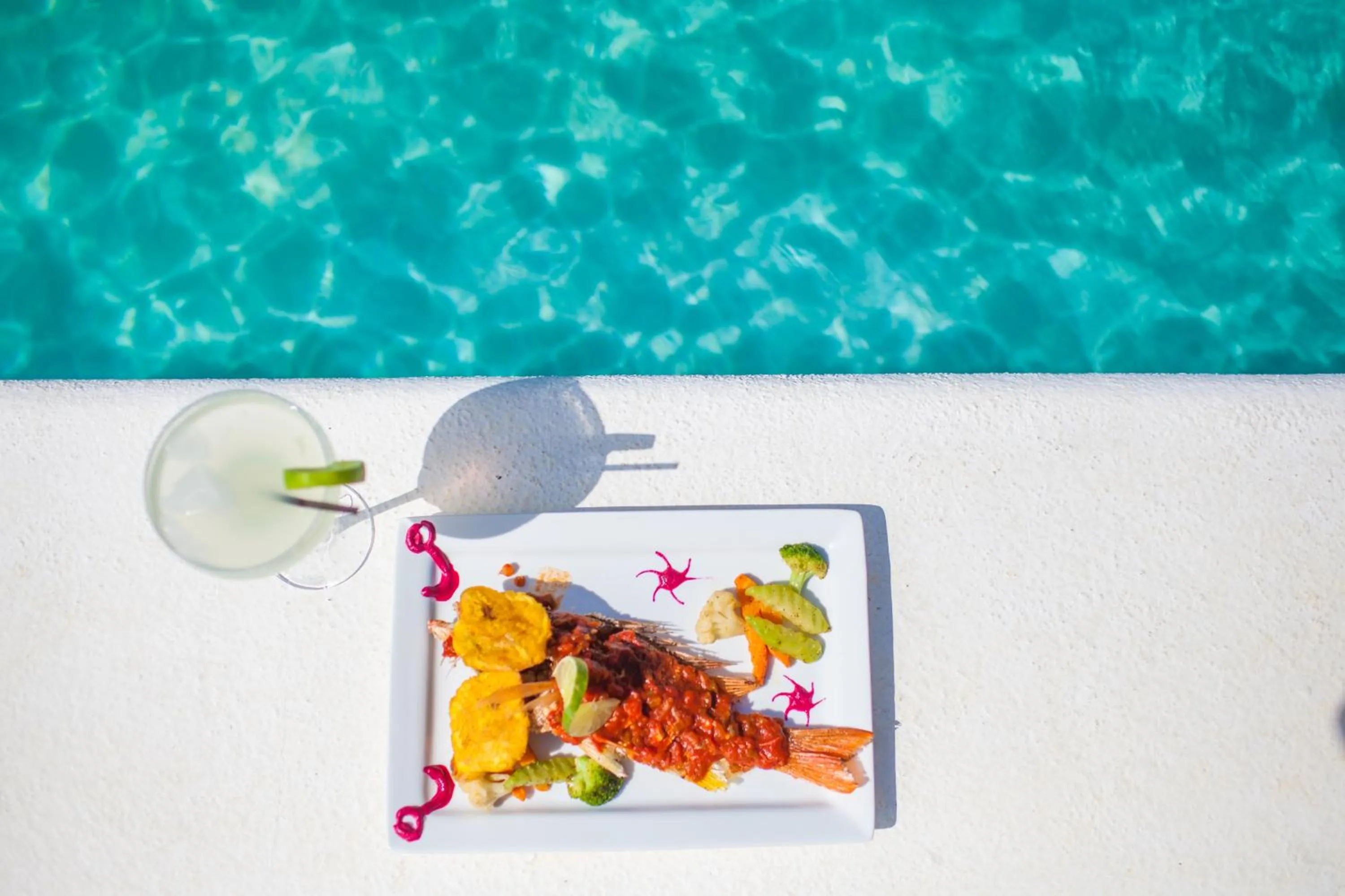 Lunch in Punta Teonoste Beach Resort