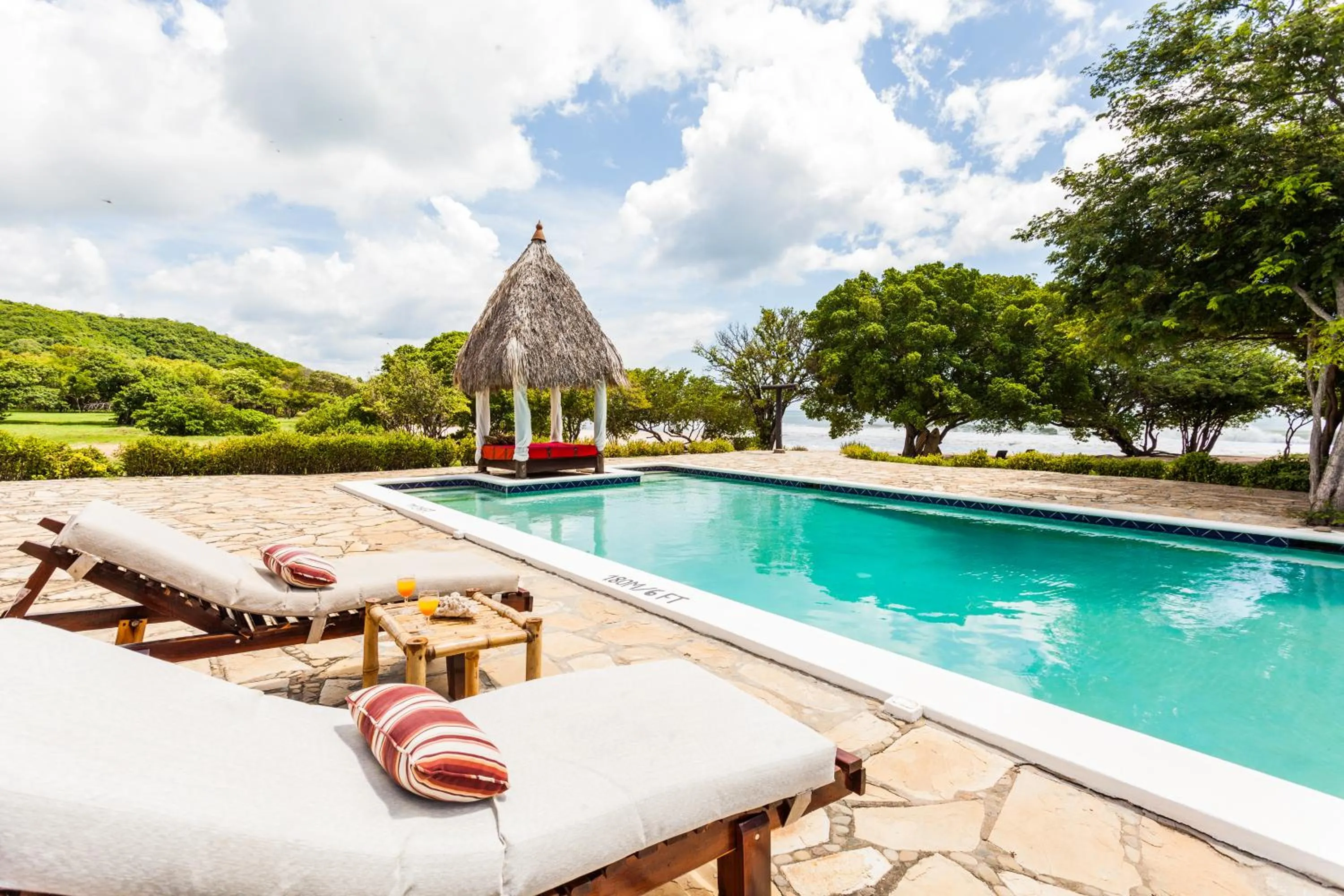Swimming pool in Punta Teonoste Beach Resort