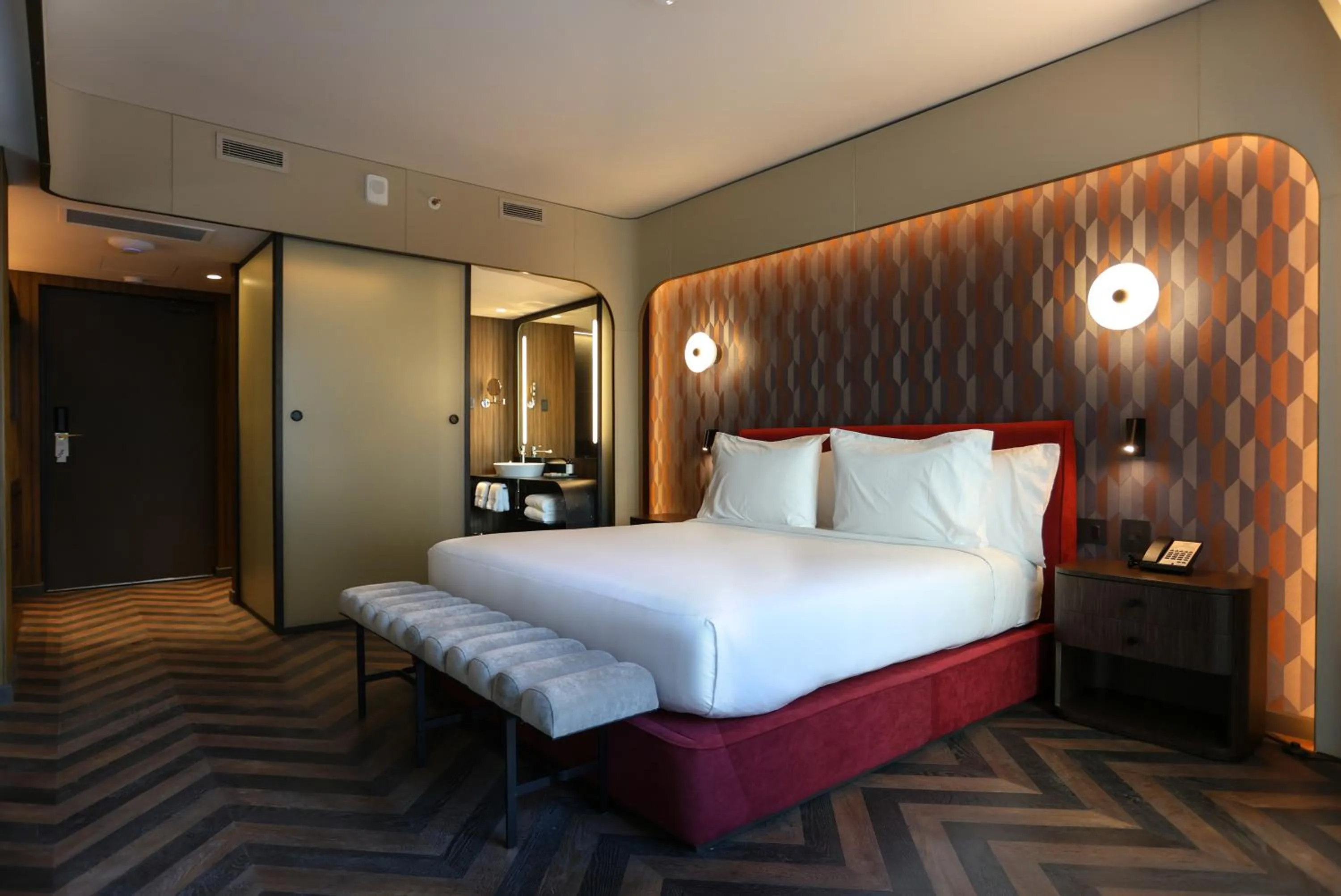 Photo of the whole room, Bed in Recoleta Grand, Buenos Aires, a Tribute Portfolio Hotel