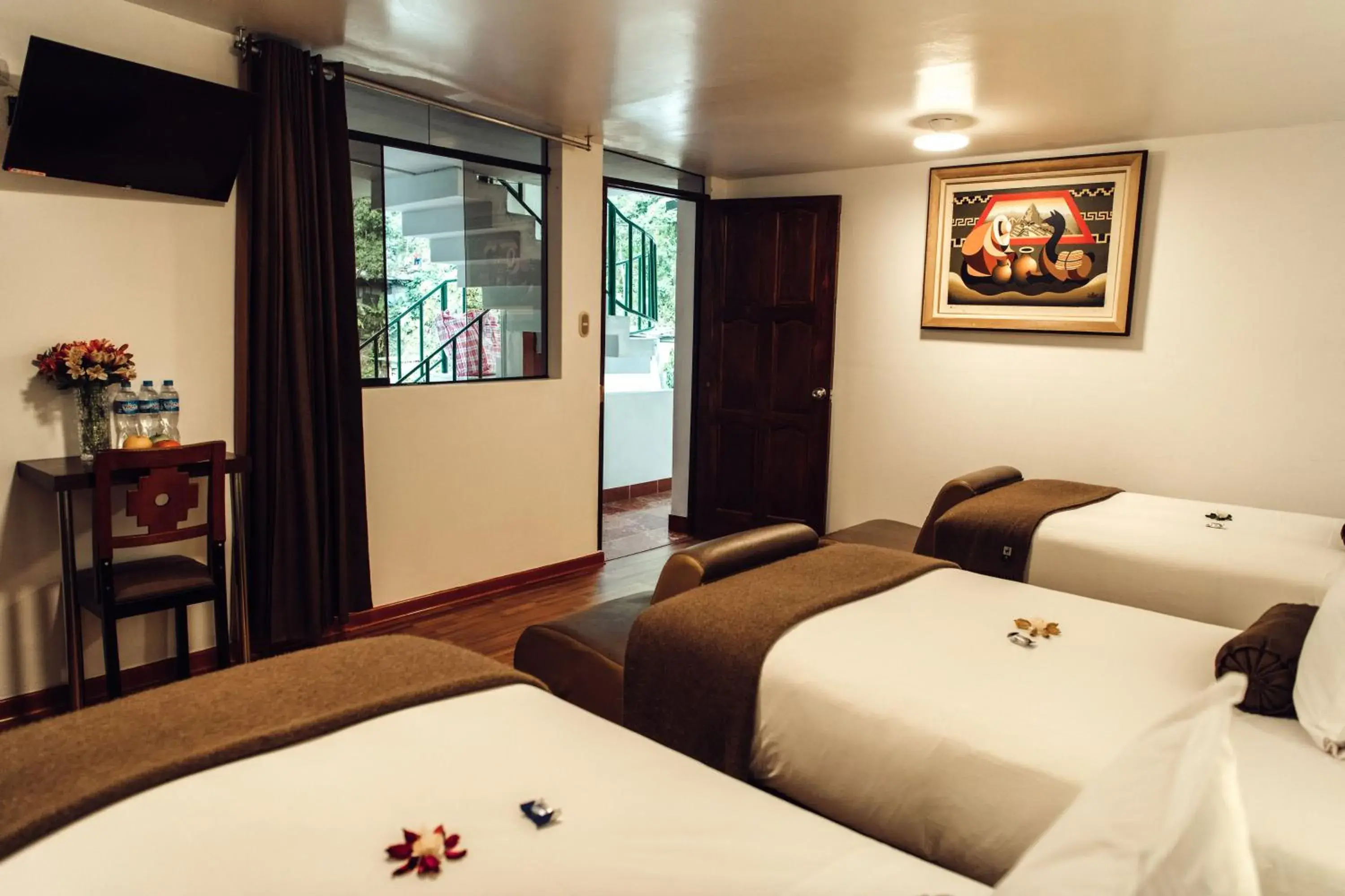 Triple Room with Private Bathroom in Hotel Retama Machupicchu Triple Room with Private Bathroom in Hotel Retama Machupicchu