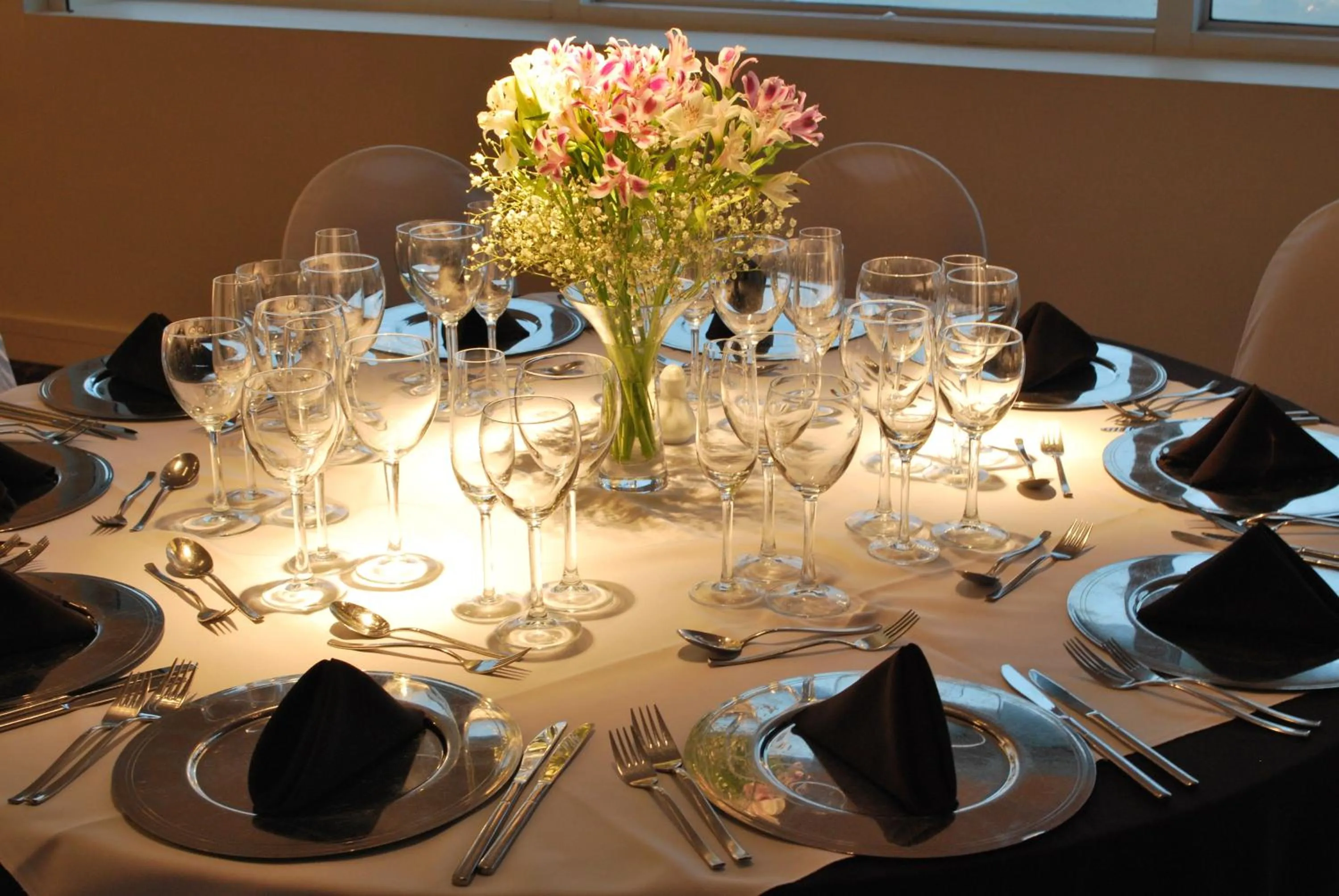 Banquet/Function facilities in Howard Johnson Plaza Resort & Casino Mayorazgo