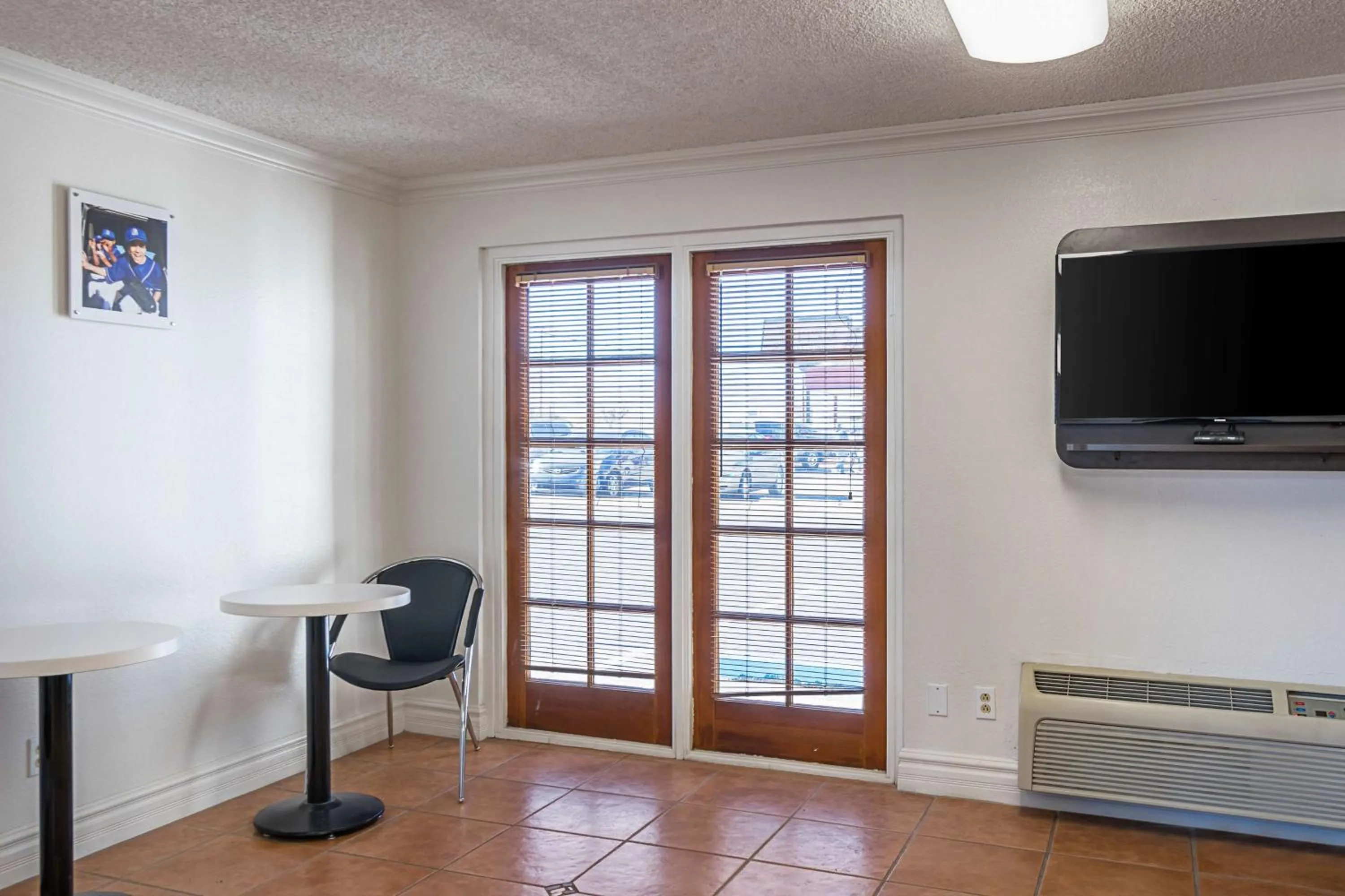 Breakfast in Motel 6-Safford, AZ