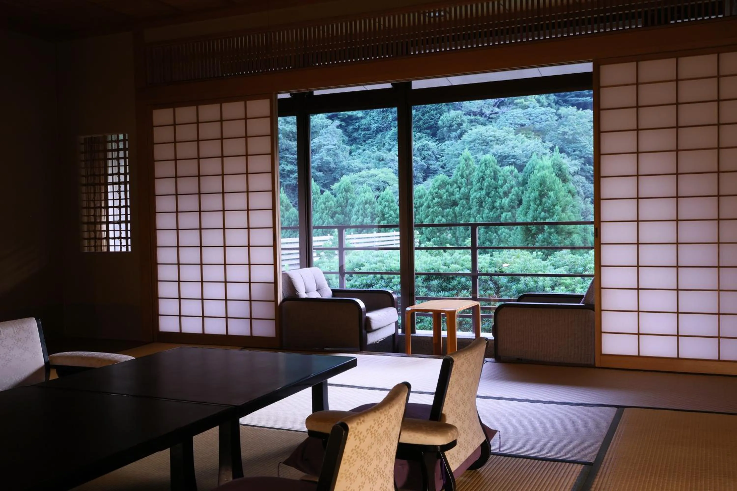 Photo of the whole room in Oku Yugawara SANSUIROU