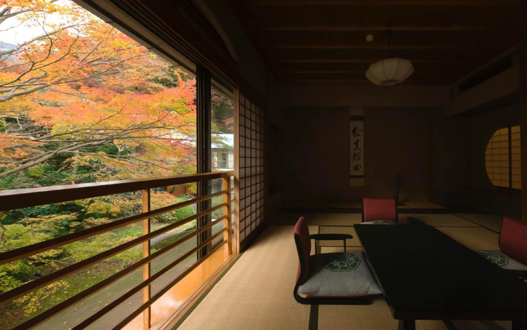 Seating area in Oku Yugawara Tsubaki