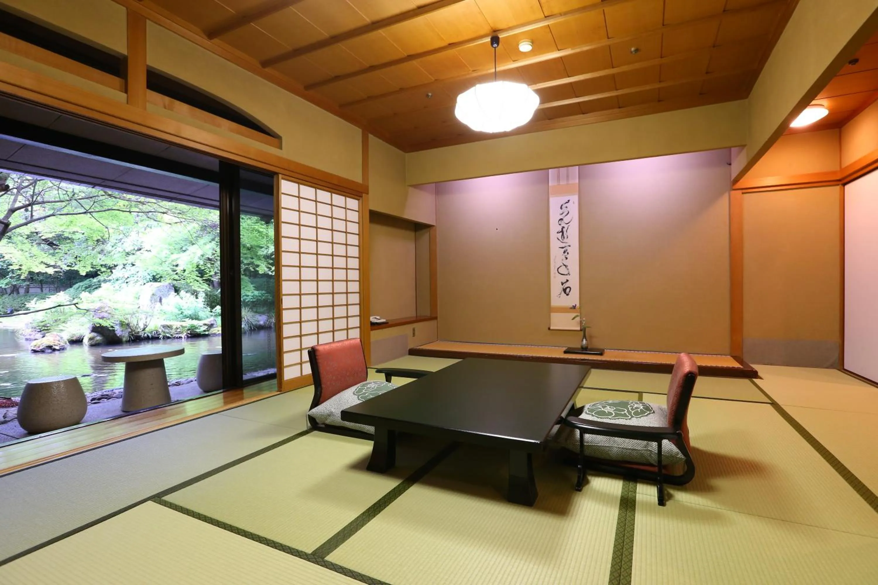 Photo of the whole room in Oku Yugawara Tsubaki