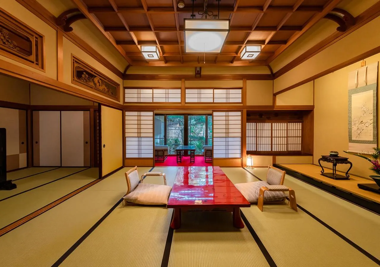 Photo of the whole room in Haiya