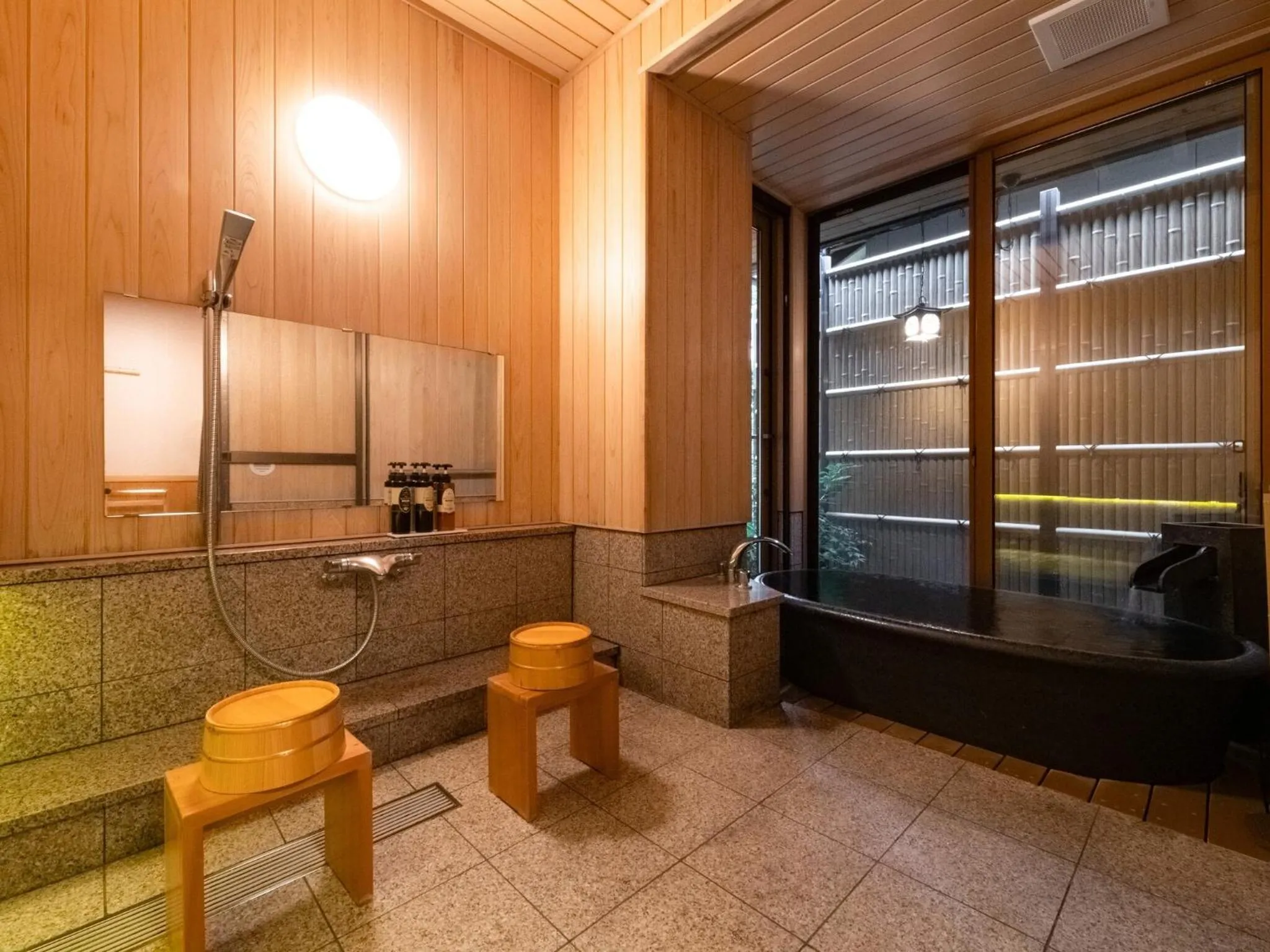 Open Air Bath in Haiya