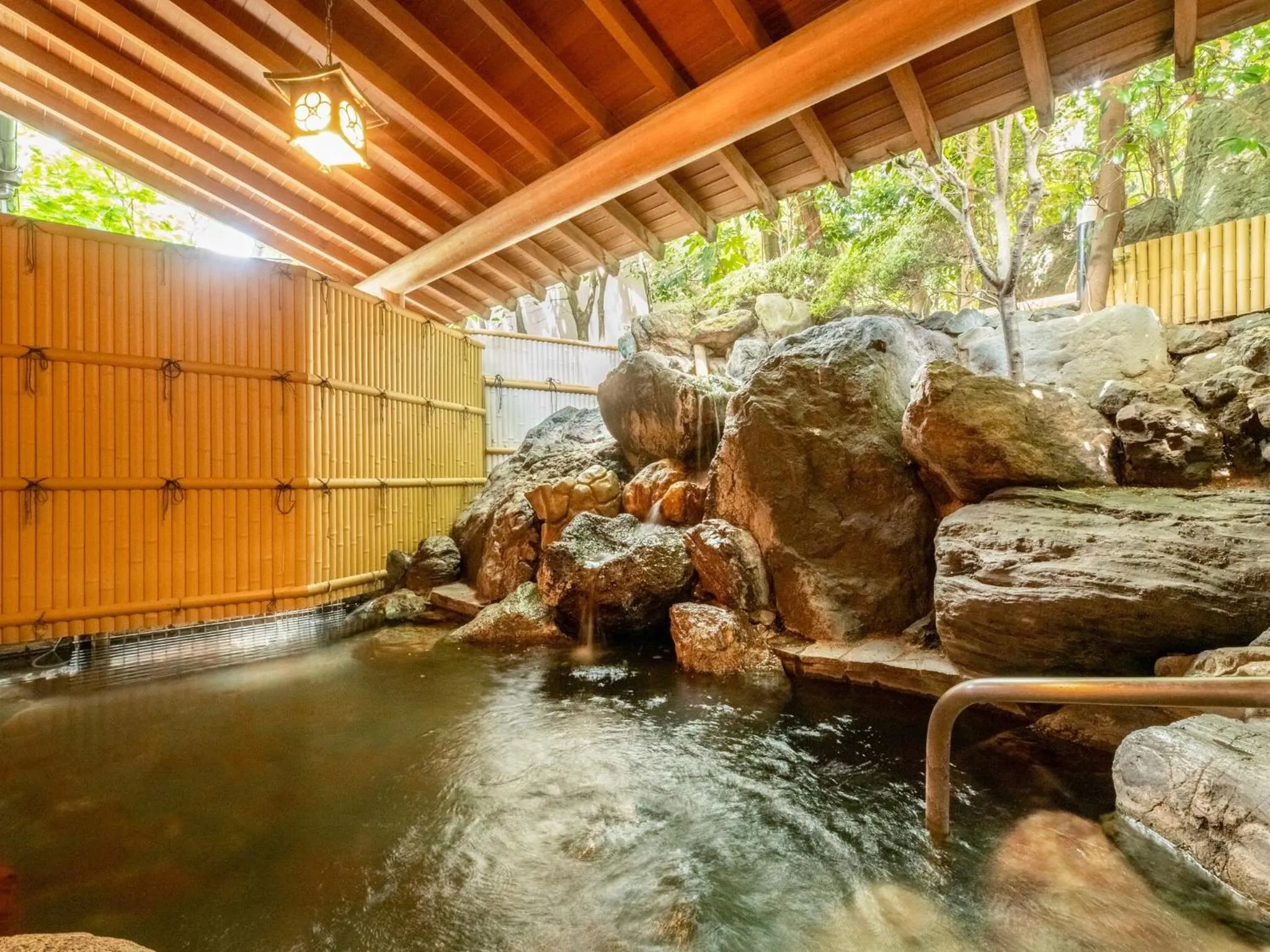 Public Bath in Haiya