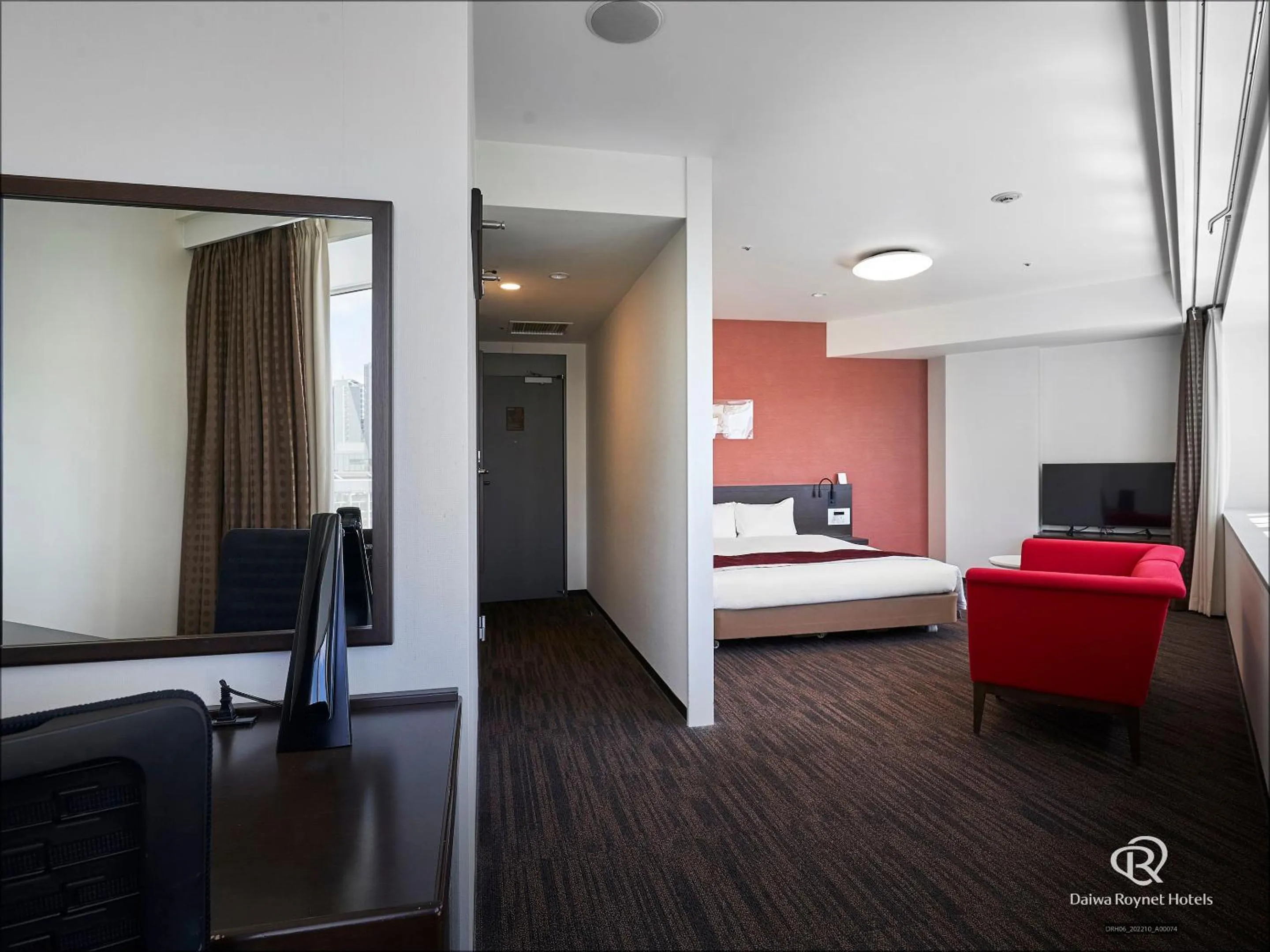 Bed in Daiwa Roynet Hotel Okayama Ekimae