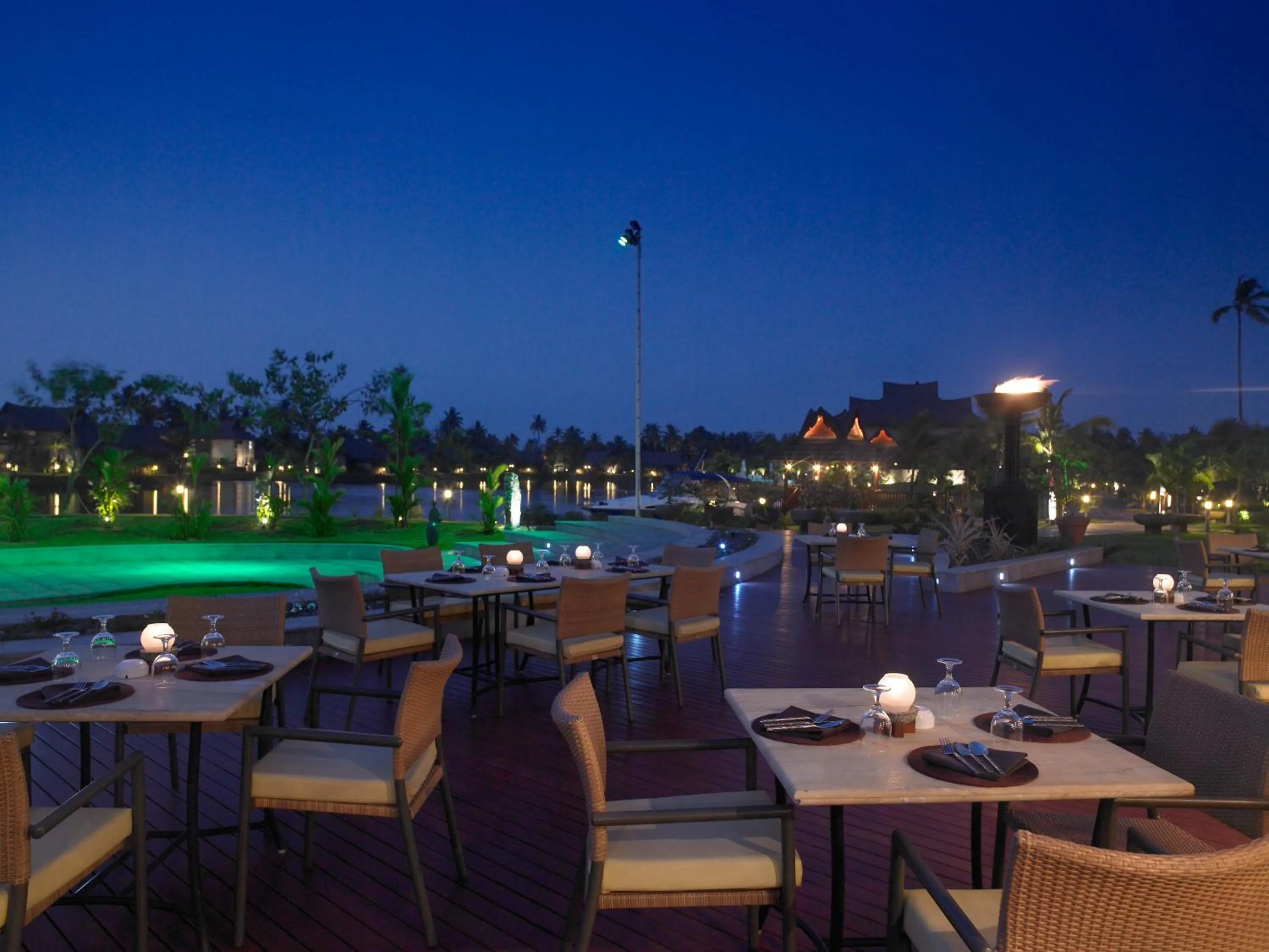 Restaurant/places to eat in The Zuri Kumarakom Kerala Resort & Spa