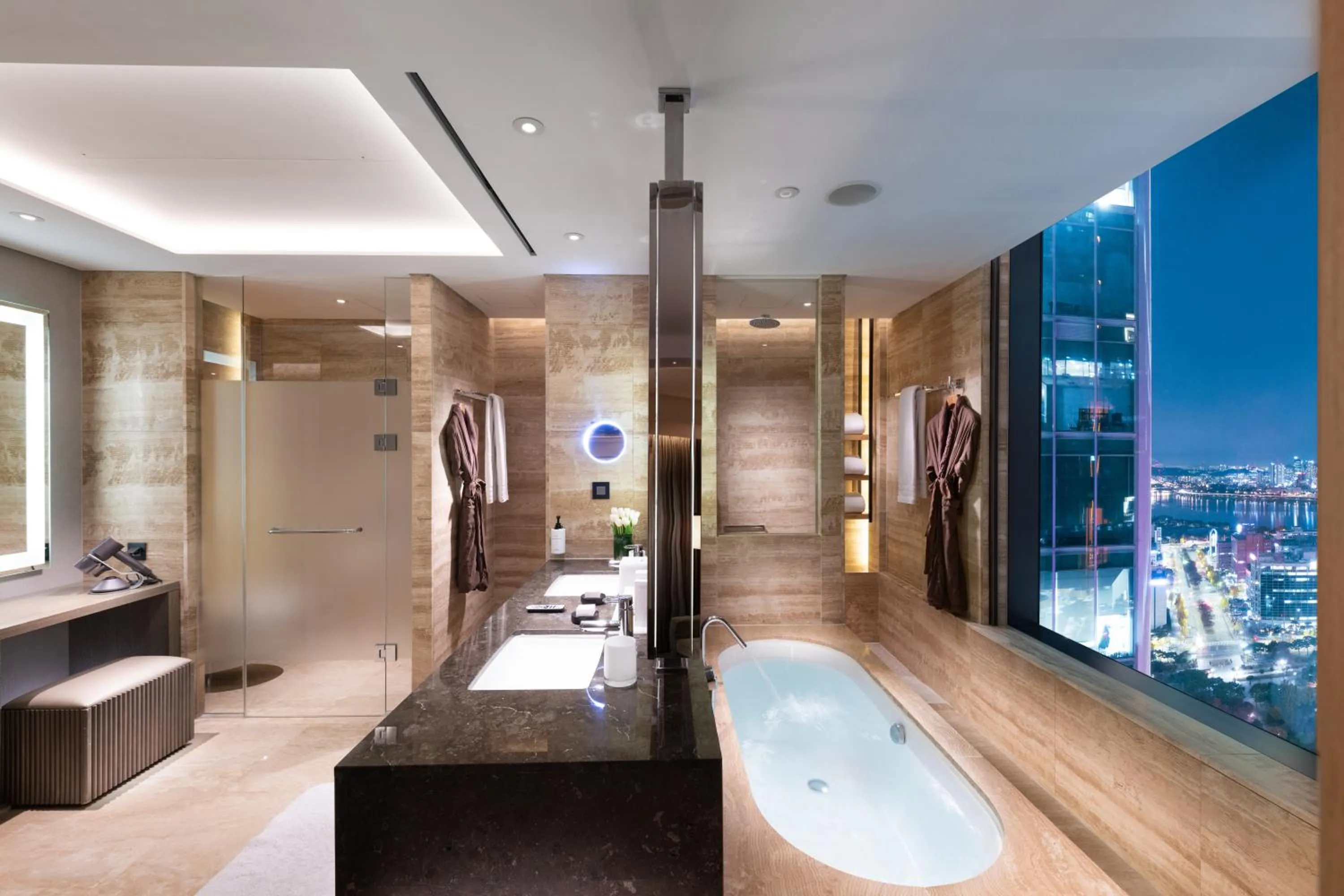 Shower in Conrad Seoul