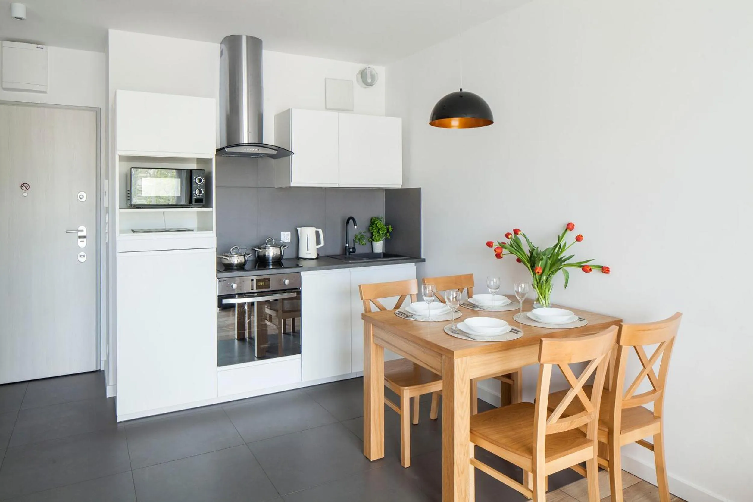 Kitchen or kitchenette in Sleepy3city Apartments Batorego 9